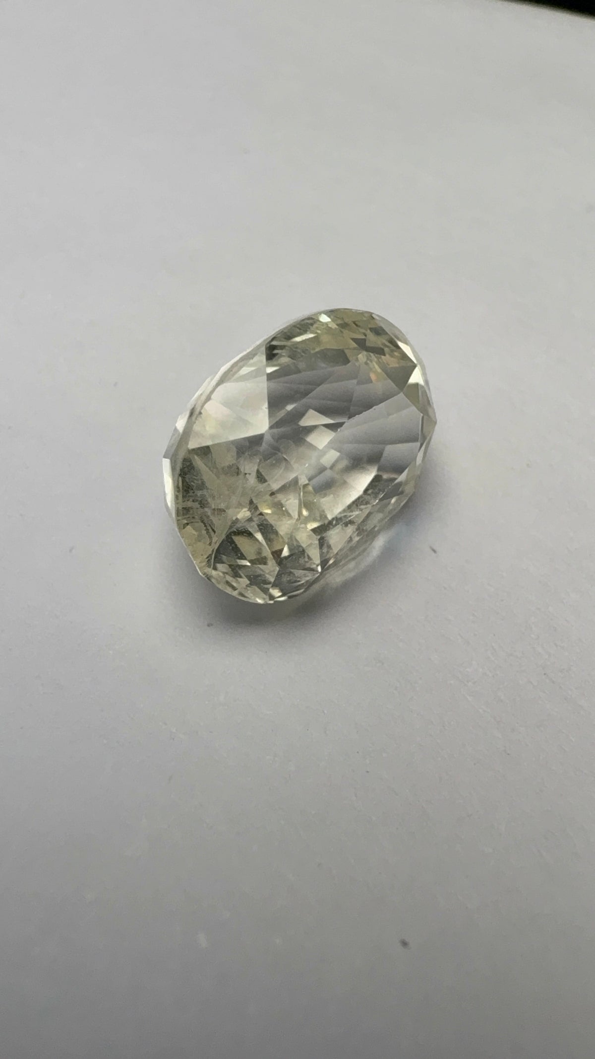 White Sapphire 7.86 carat WS-24 face-up view