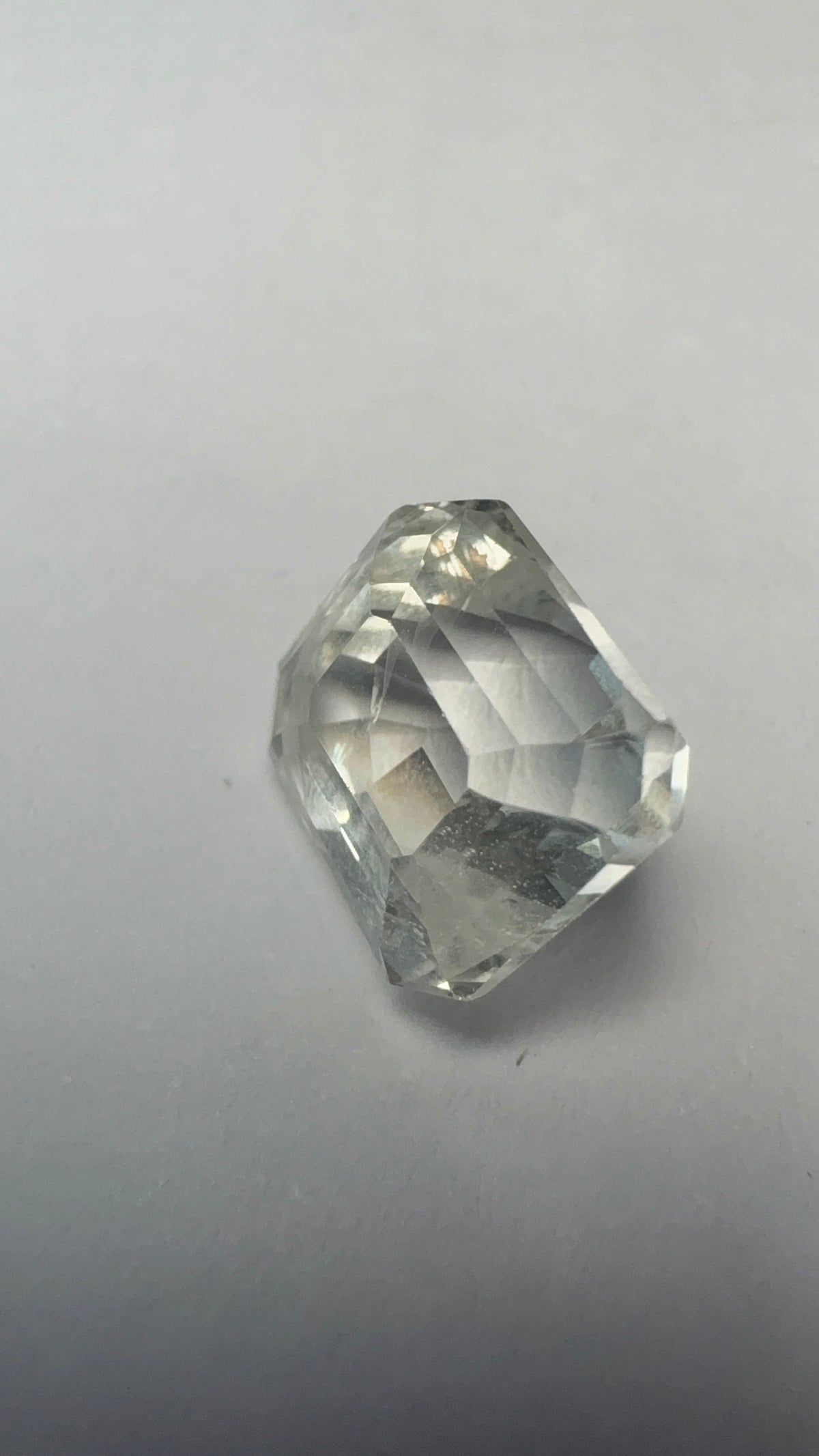 White Sapphire 5.28 carat WS-50 front view