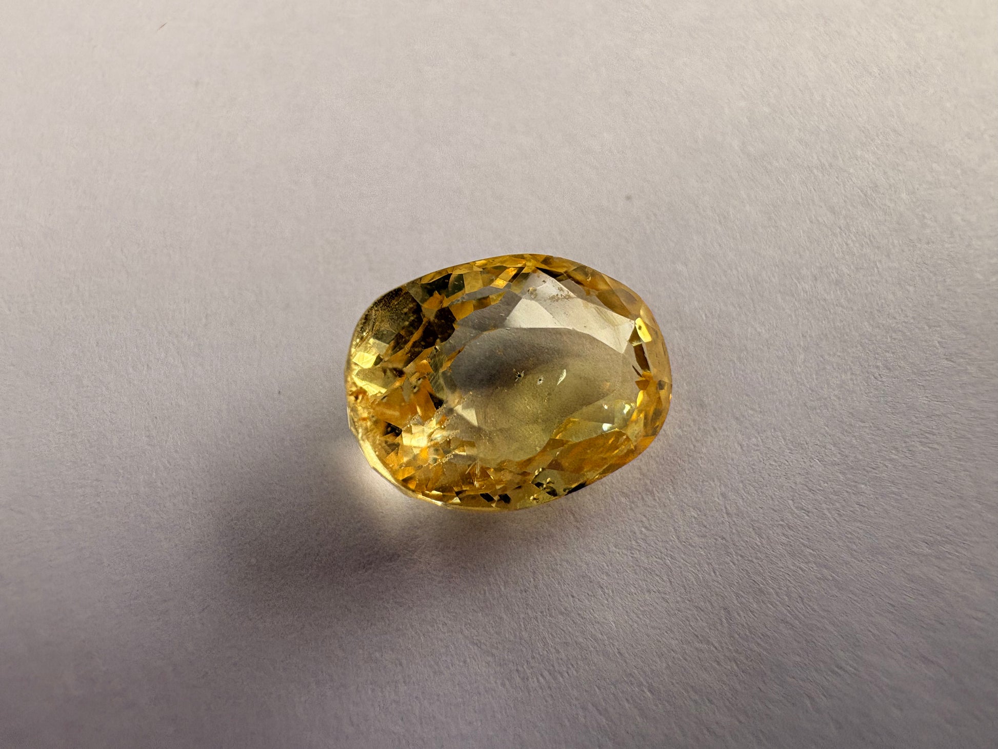 Yellow Sapphire 5.25 carat YSR-105 angled view