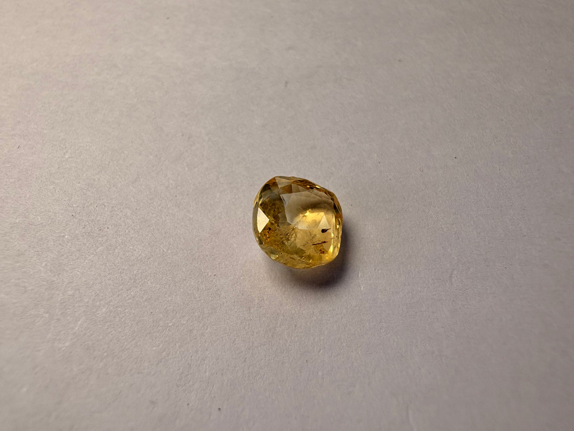 Yellow Sapphire 3.03 carat YSR-106 angled view
