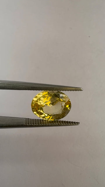 Yellow Sapphire 3.15 carat YSR-118 front view