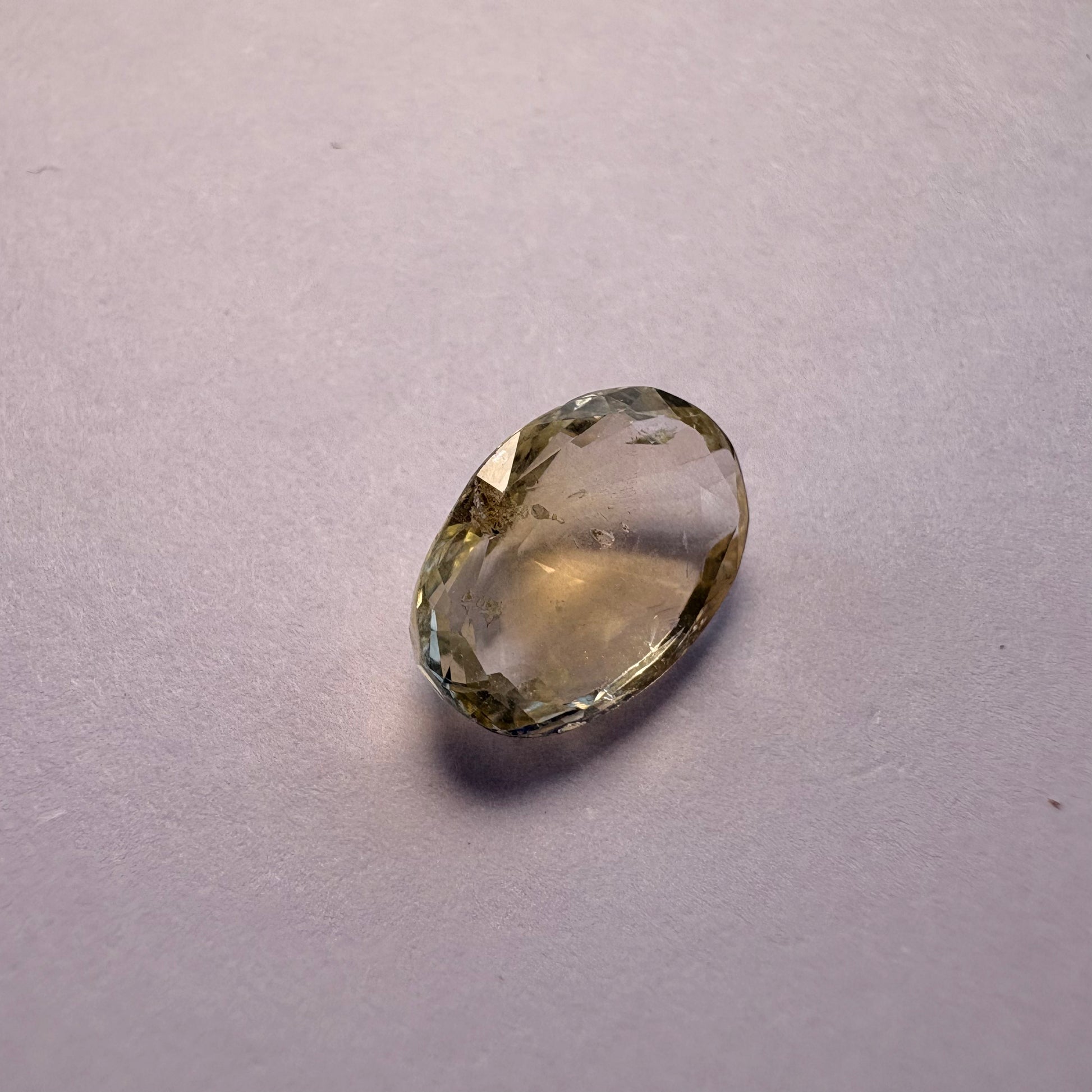 Yellow Sapphire 4.03 carat YSR-122 angled view
