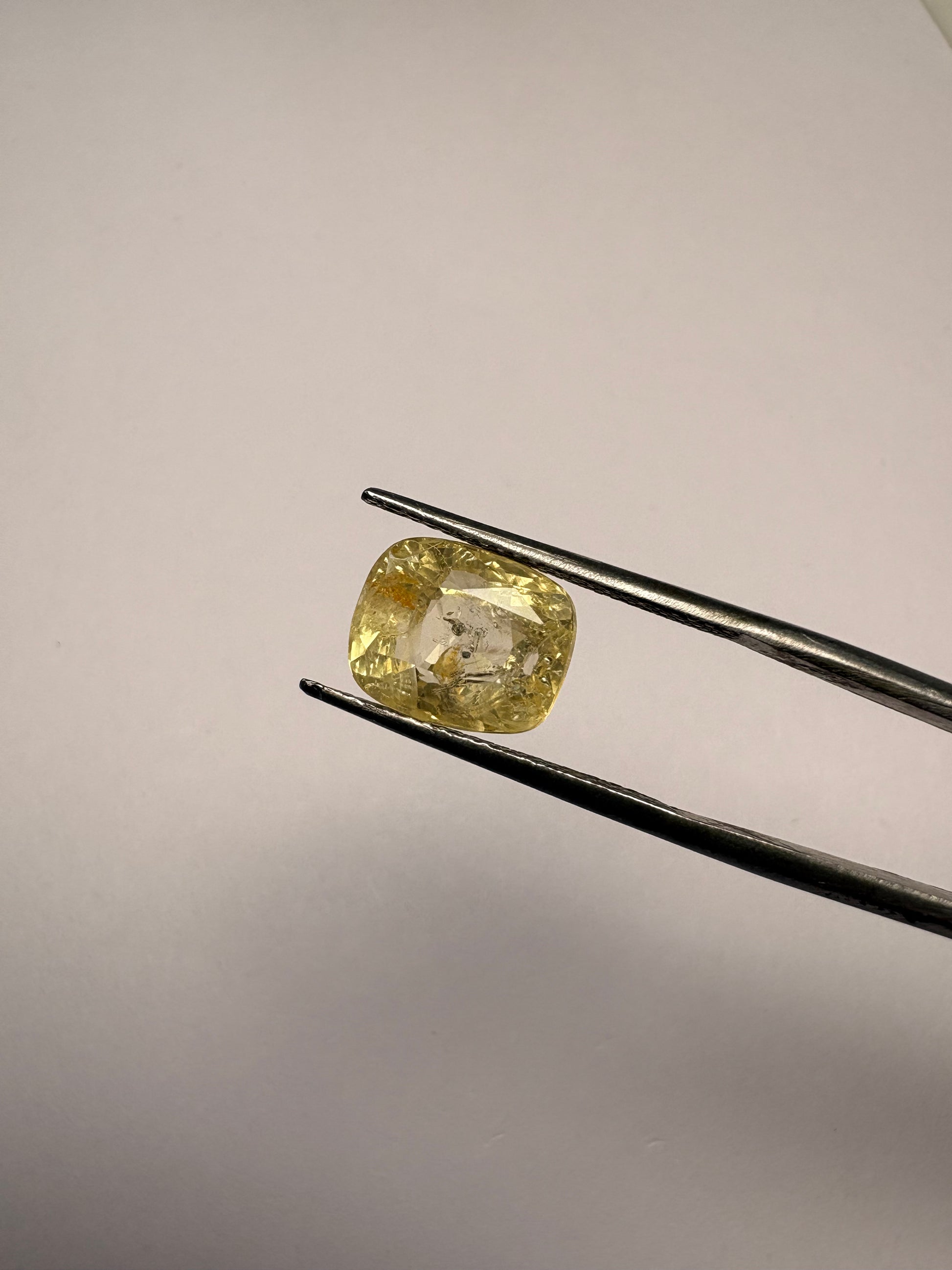 Yellow Sapphire 5.74 carat YSR-126 front view