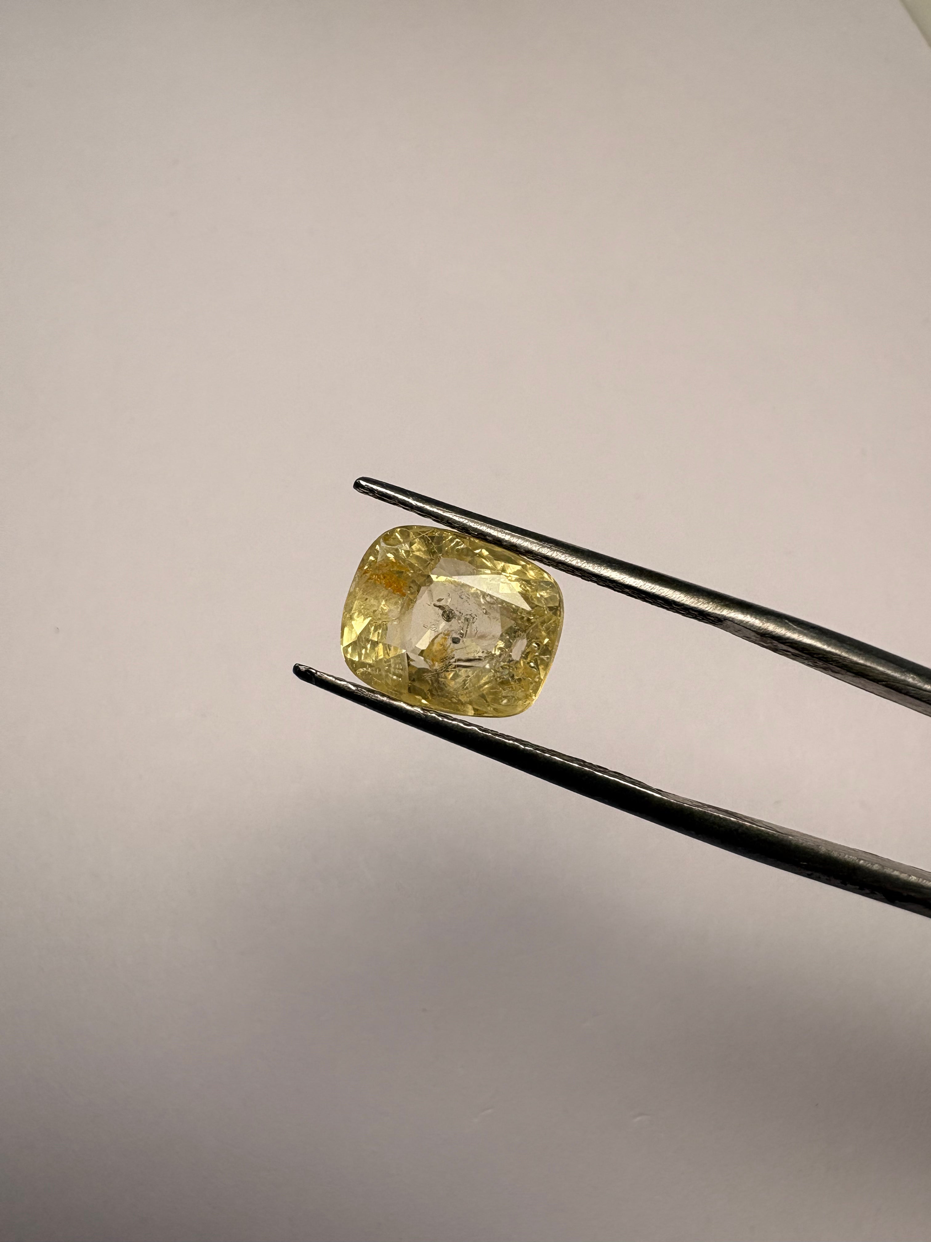 Yellow Sapphire 5.74 carat YSR-126 front view