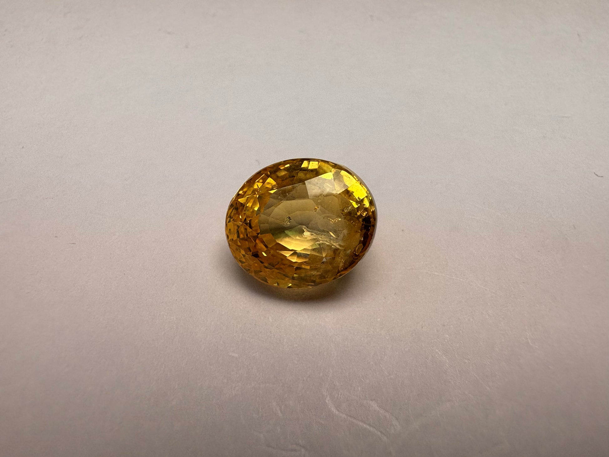 Yellow Sapphire 9.12 carat YSR-132 alternate face-up view