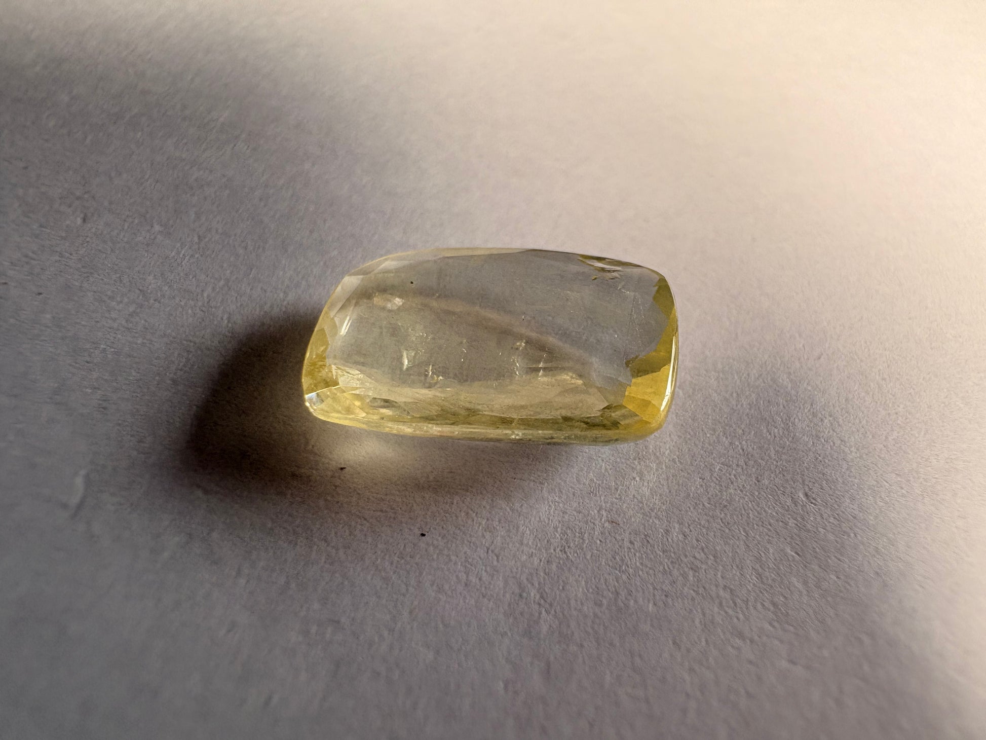 Yellow Sapphire 5.15 carat YSR-14 side view