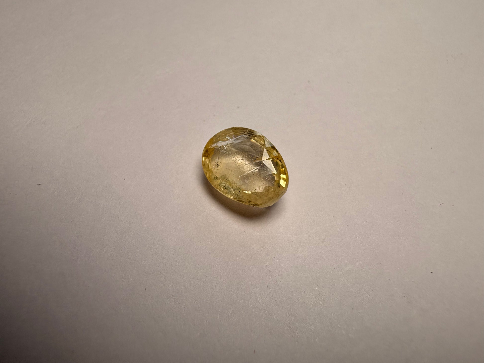 Yellow Sapphire 5.05 carat YSR-163 angled view
