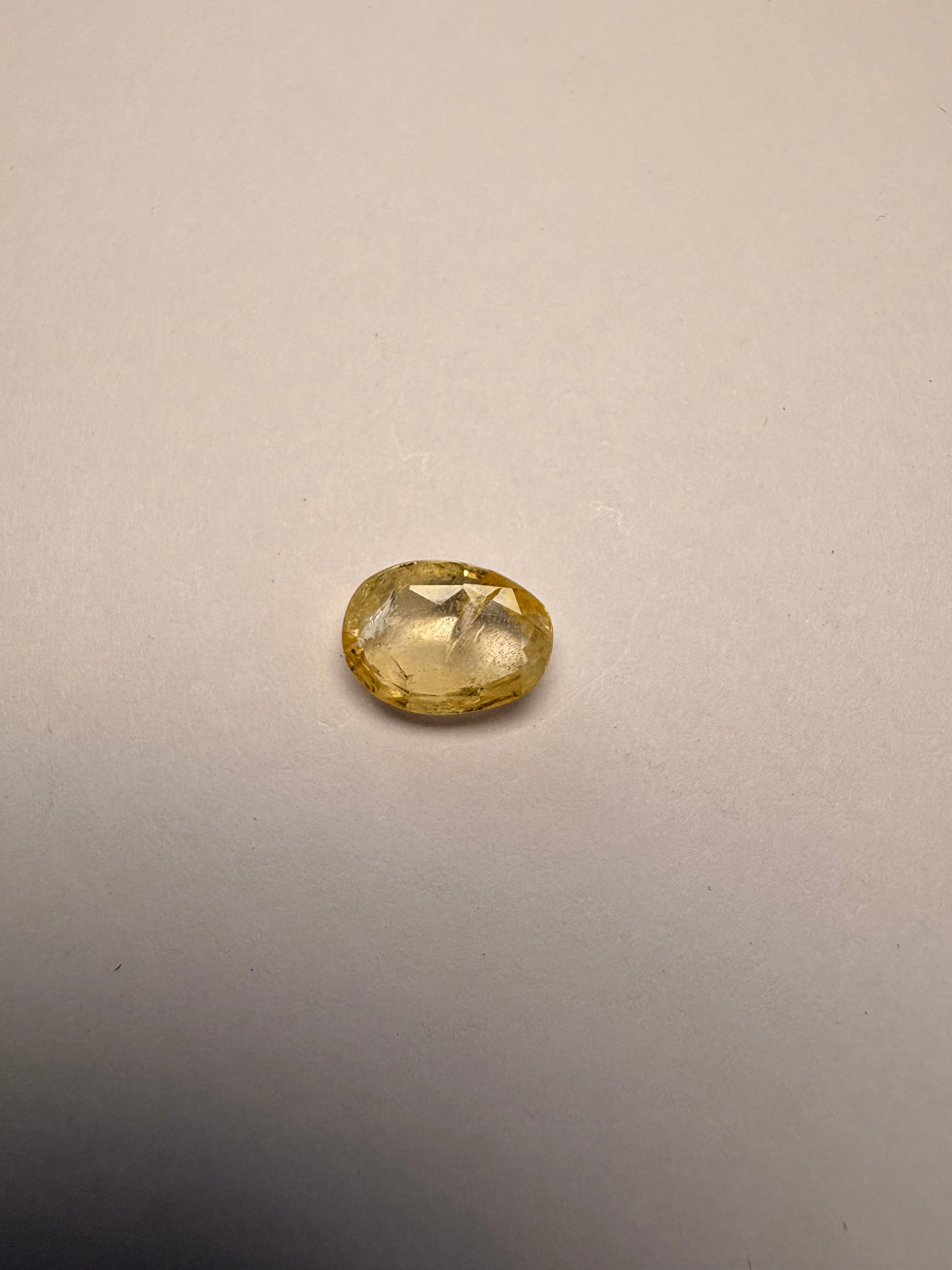 Yellow Sapphire 5.05 carat YSR-163 reverse view