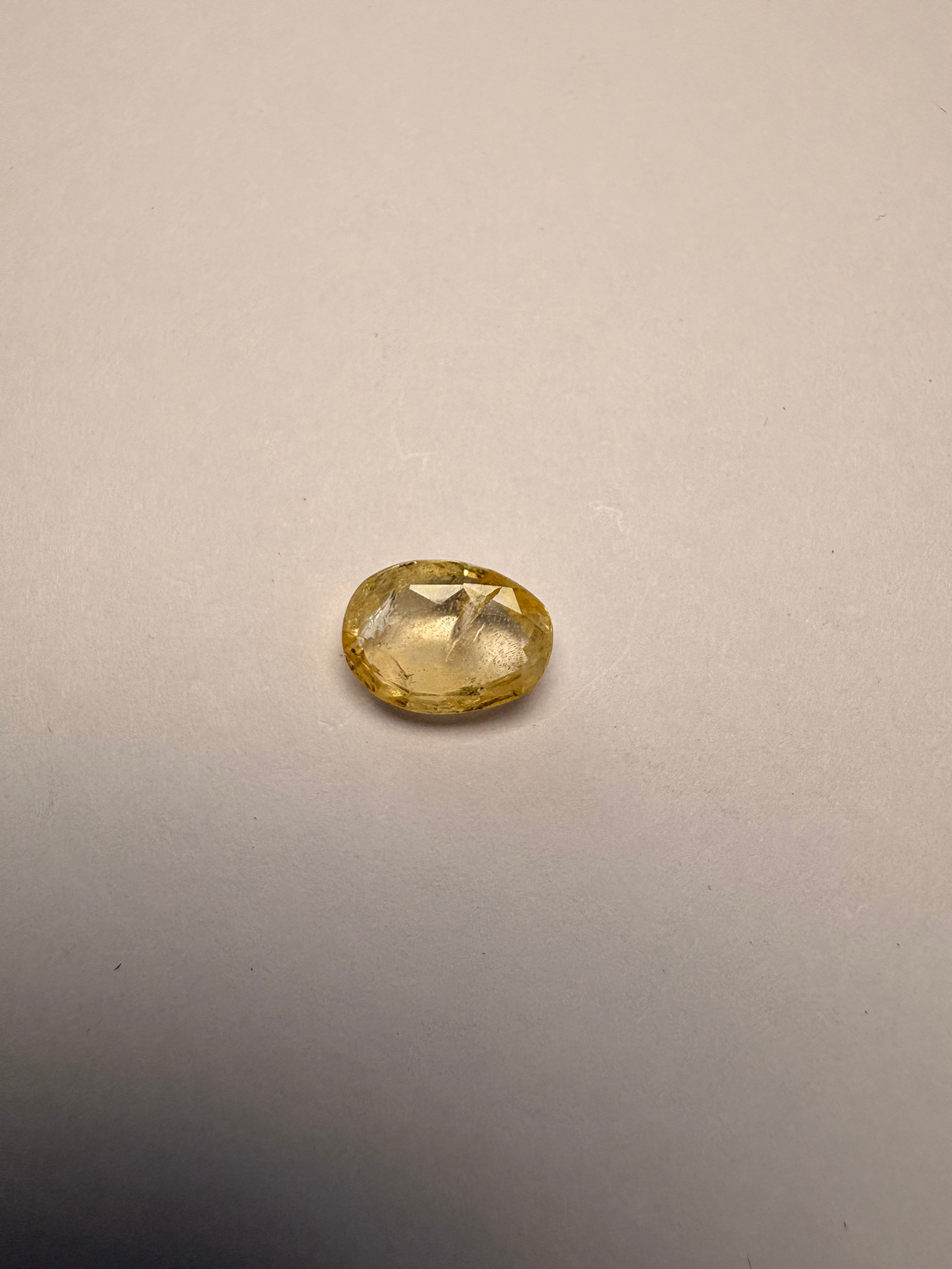Yellow Sapphire 5.05 carat YSR-163 reverse view
