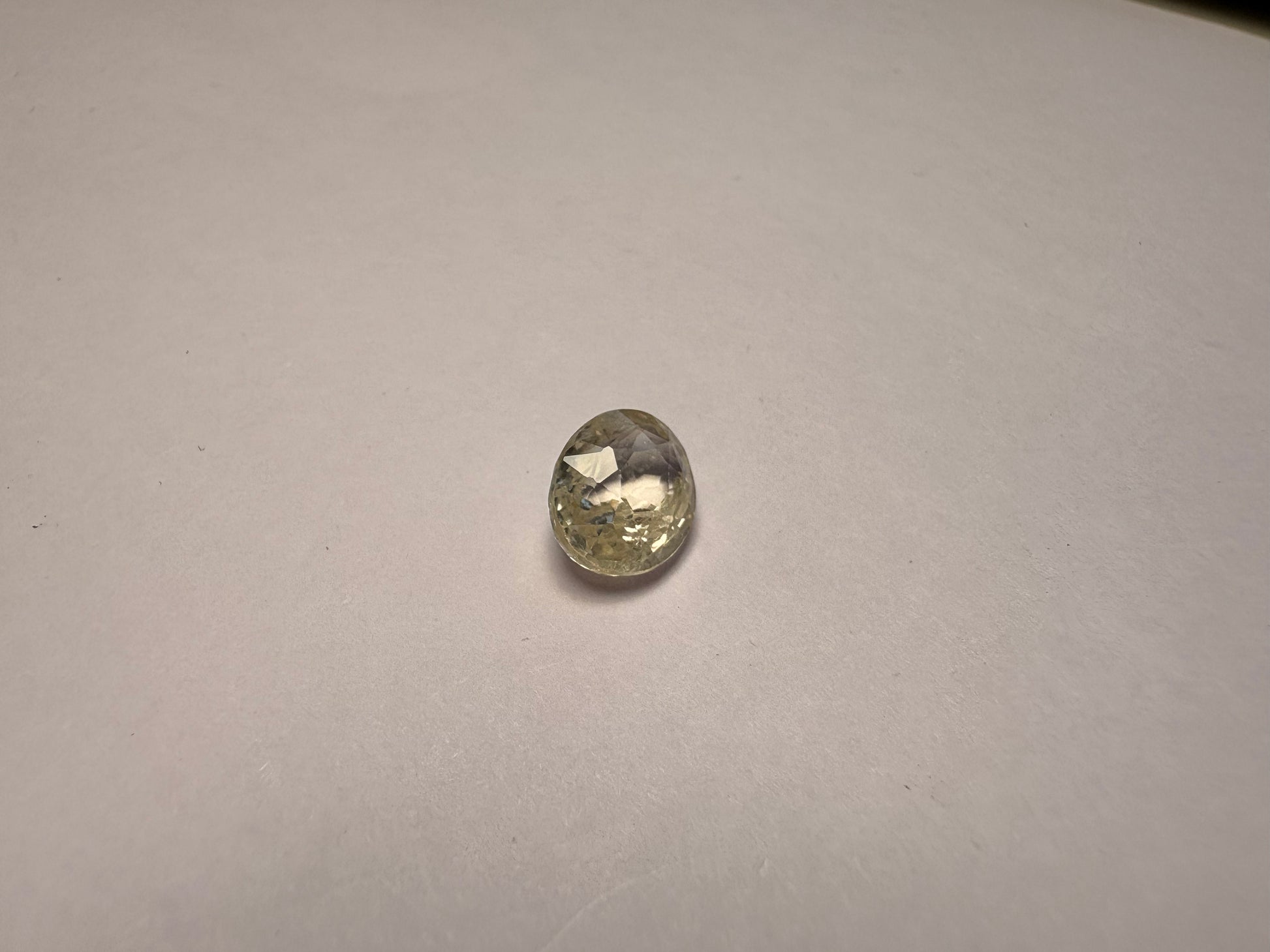Yellow Sapphire 3.68 carat YSR-164 close view