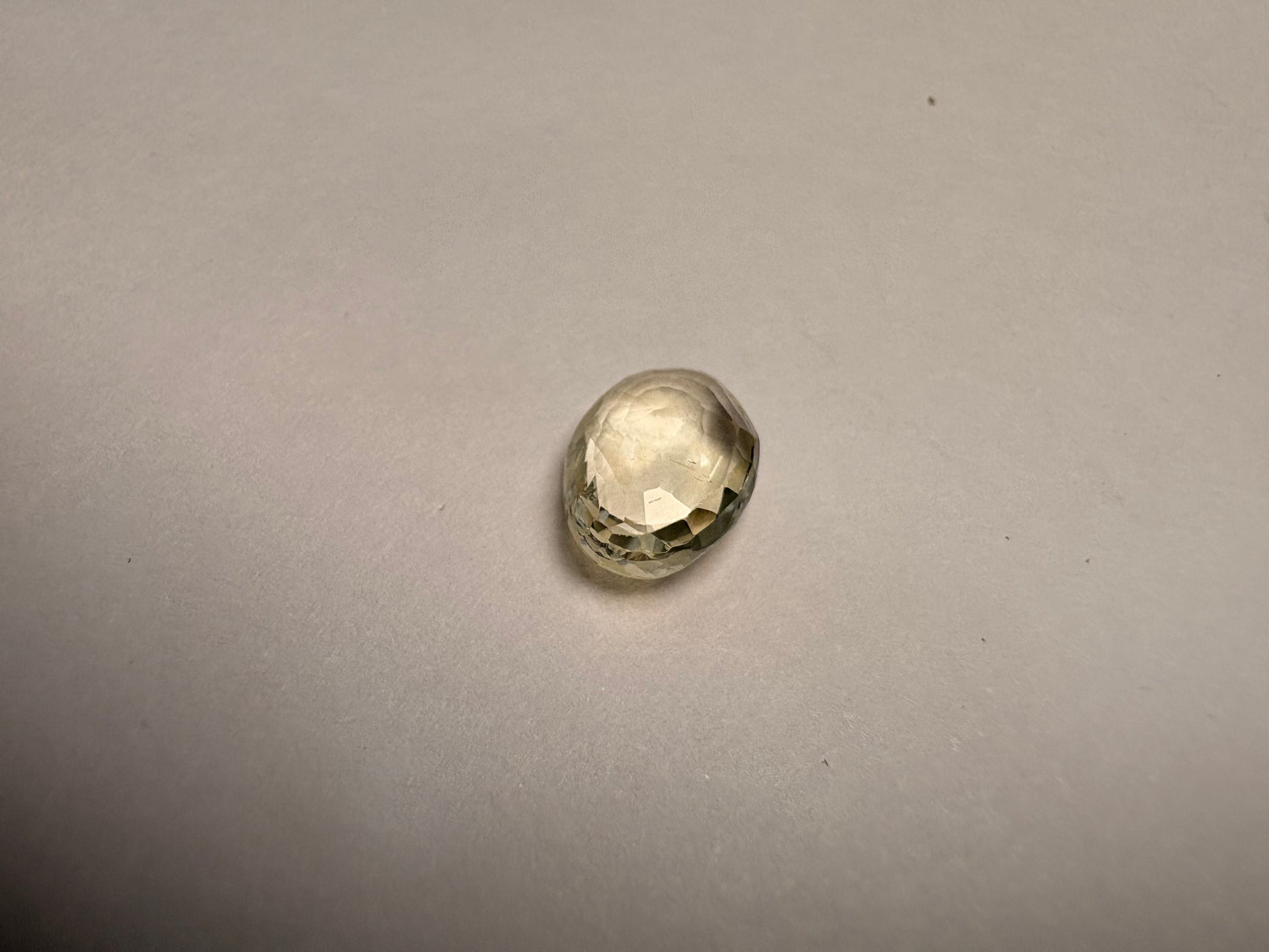 Yellow Sapphire 3.07 carat YSR-175 reverse view