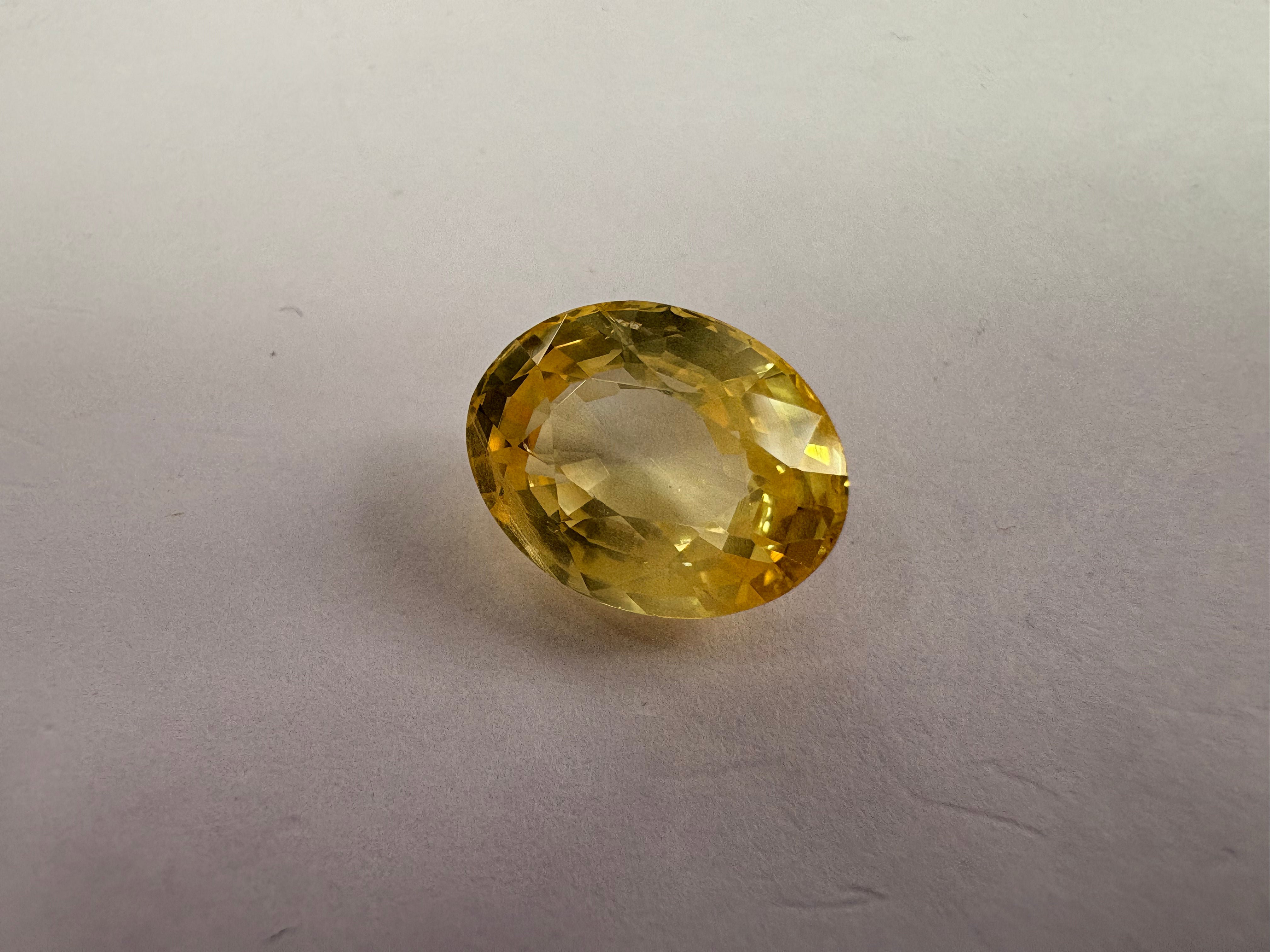 Yellow Sapphire 7.02 carat YSR-181 alternate face-up view