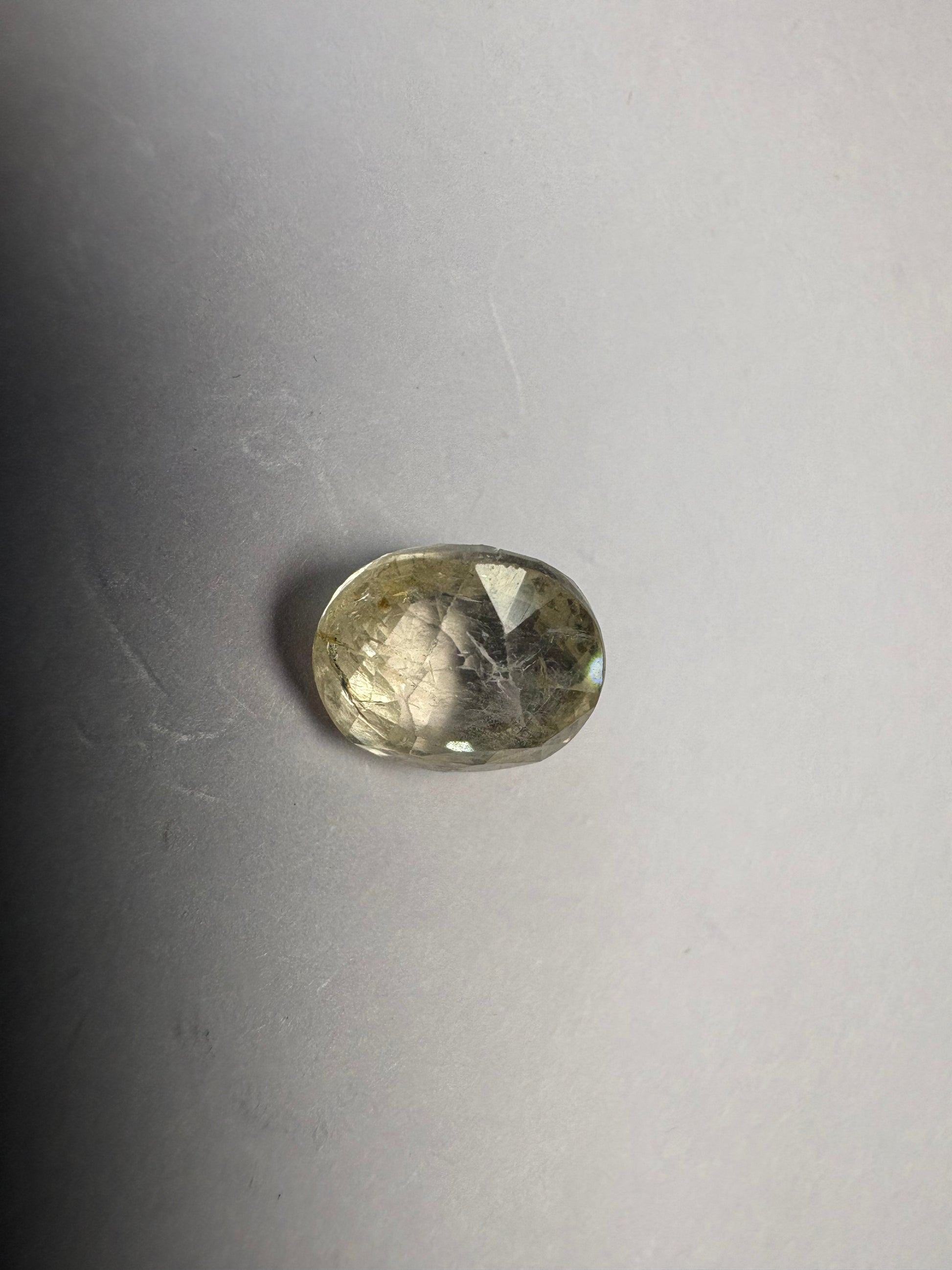 Yellow Sapphire 3.09 carat YSR-191 reverse view