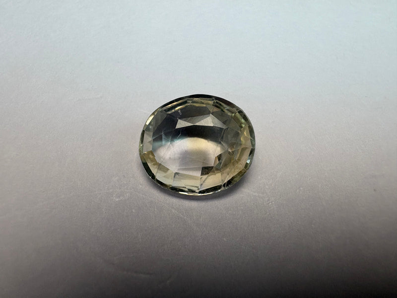 Yellow Sapphire – 3.21 Carat – Sri Lanka