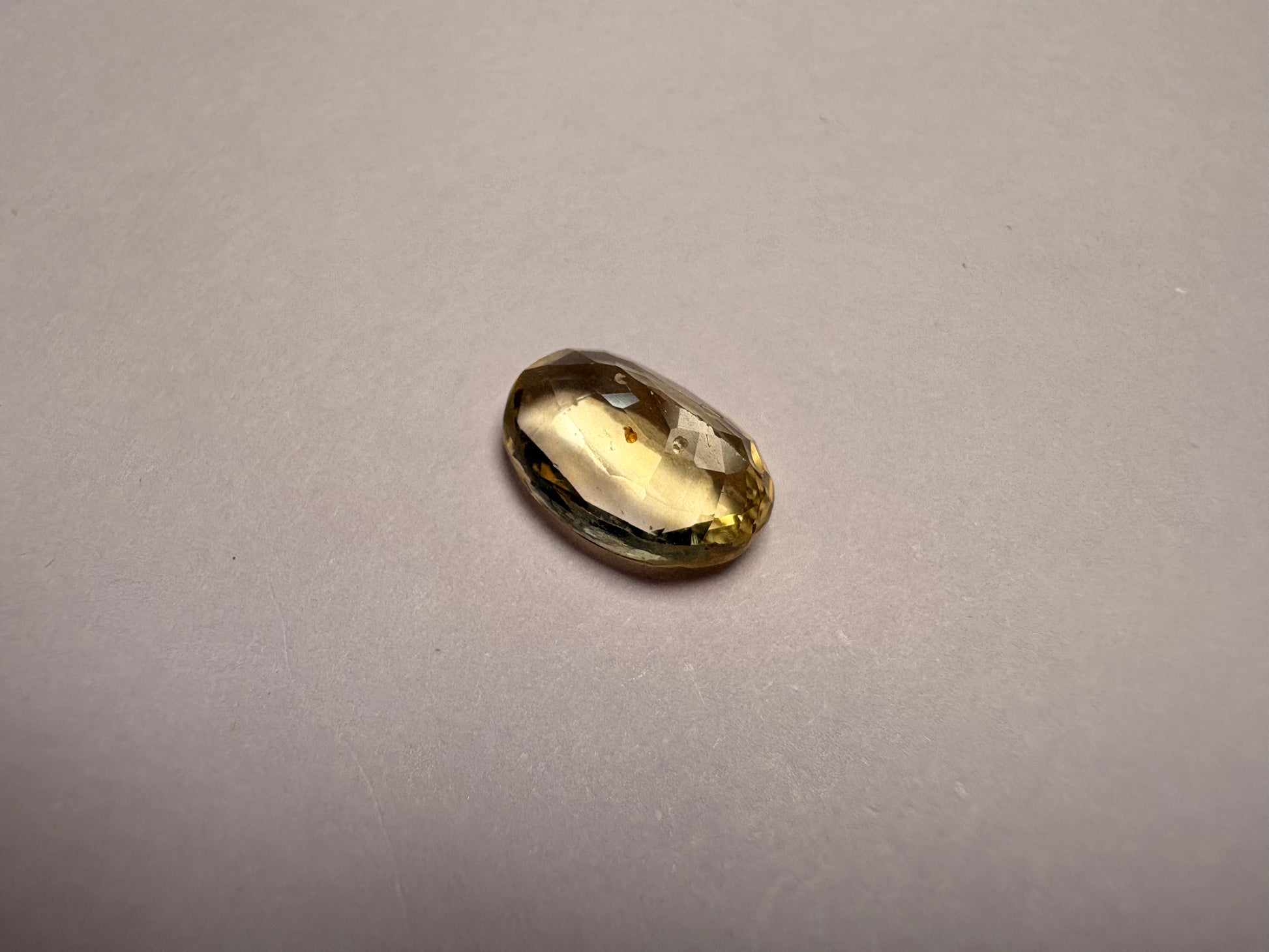 Yellow Sapphire 3.10 carat YSR-213 angled view