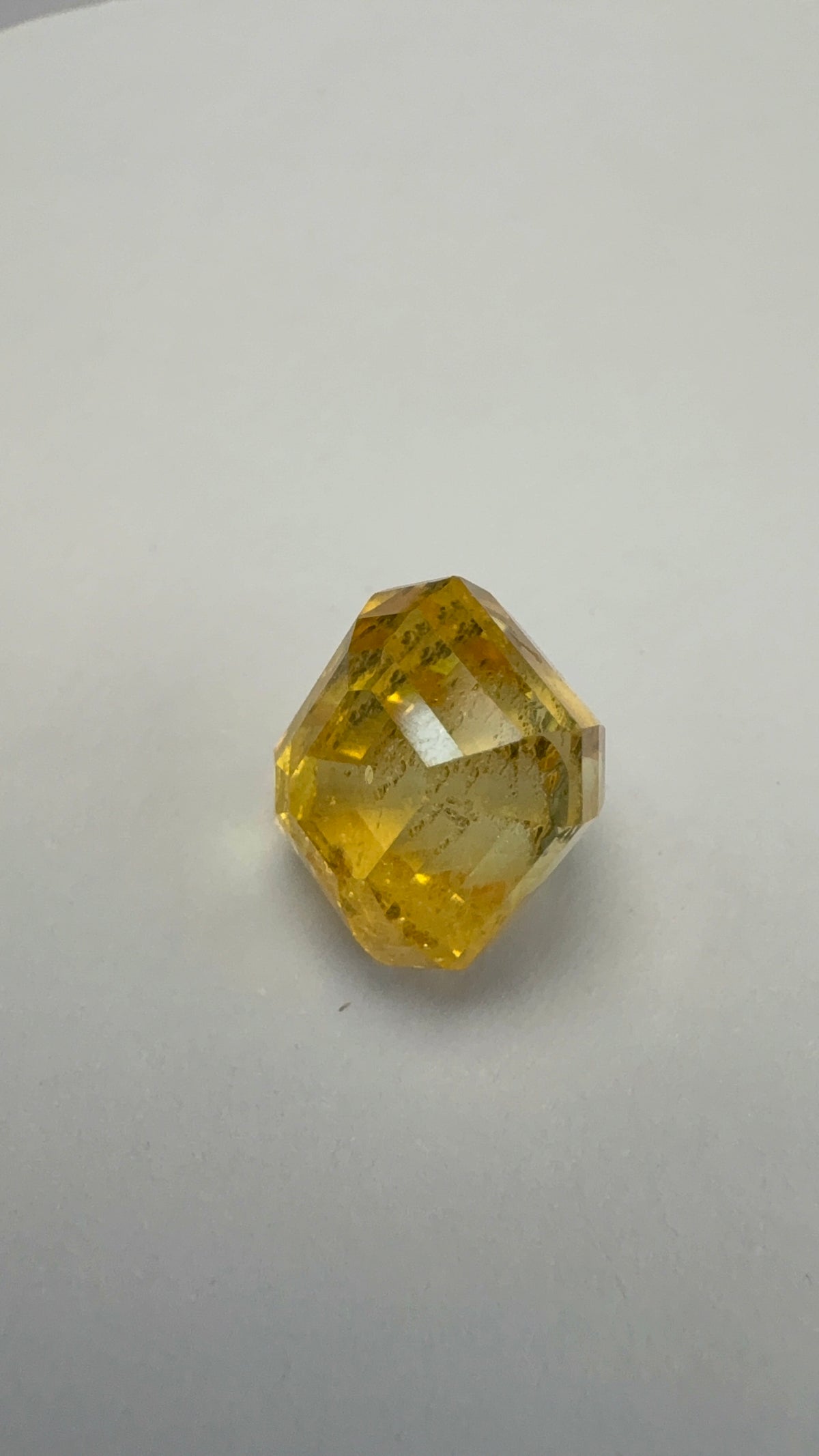 Yellow Sapphire 7.05 carat YSR-228 front view
