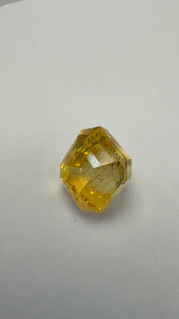 Yellow Sapphire 7.05 carat YSR-228 front view