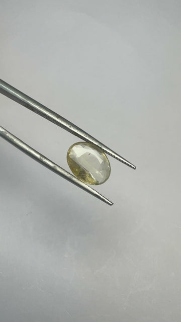 Yellow Sapphire 3.05 carat YSR-233 front view