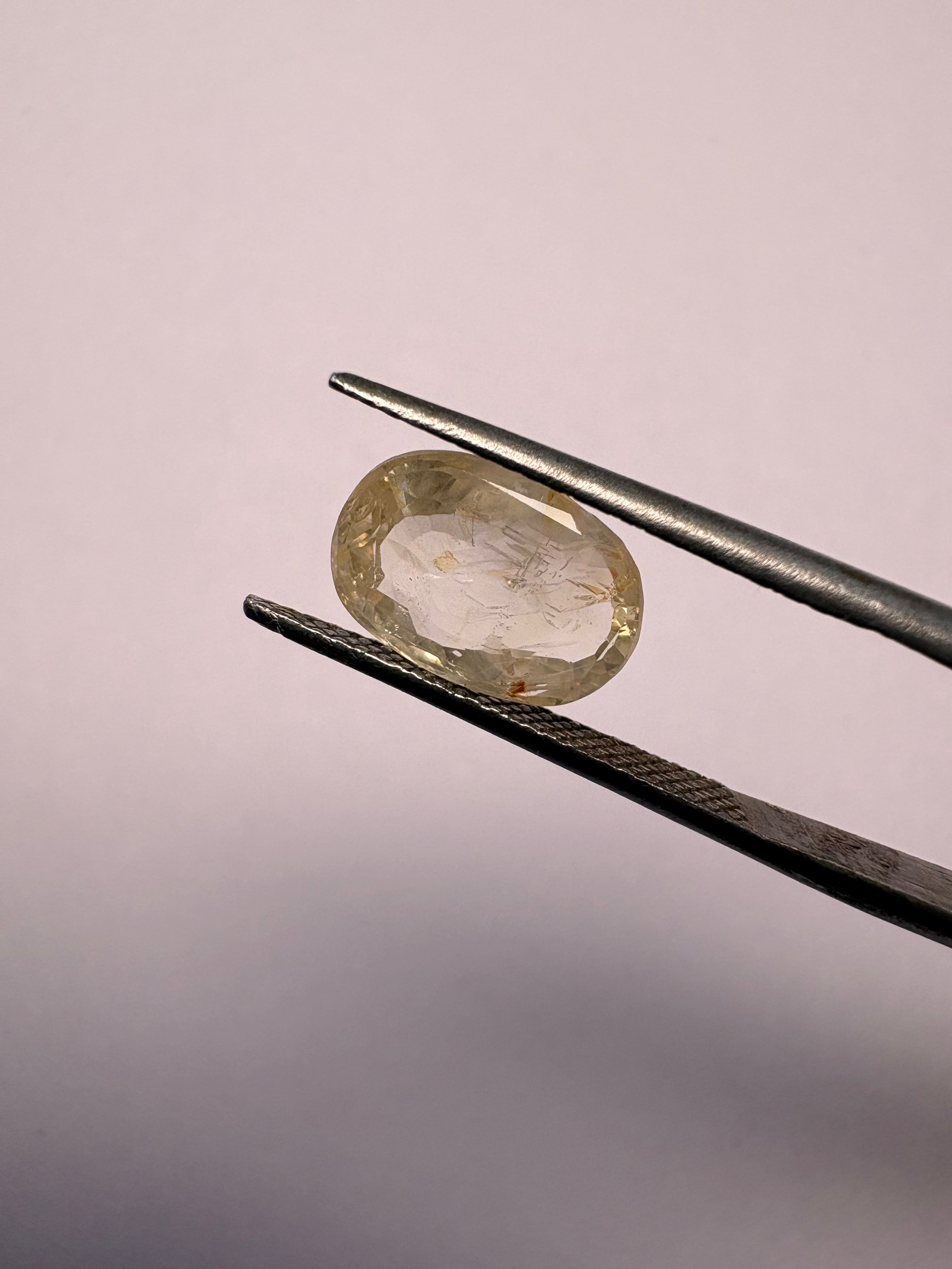 Yellow Sapphire 3.70 carat YSR-242 front view