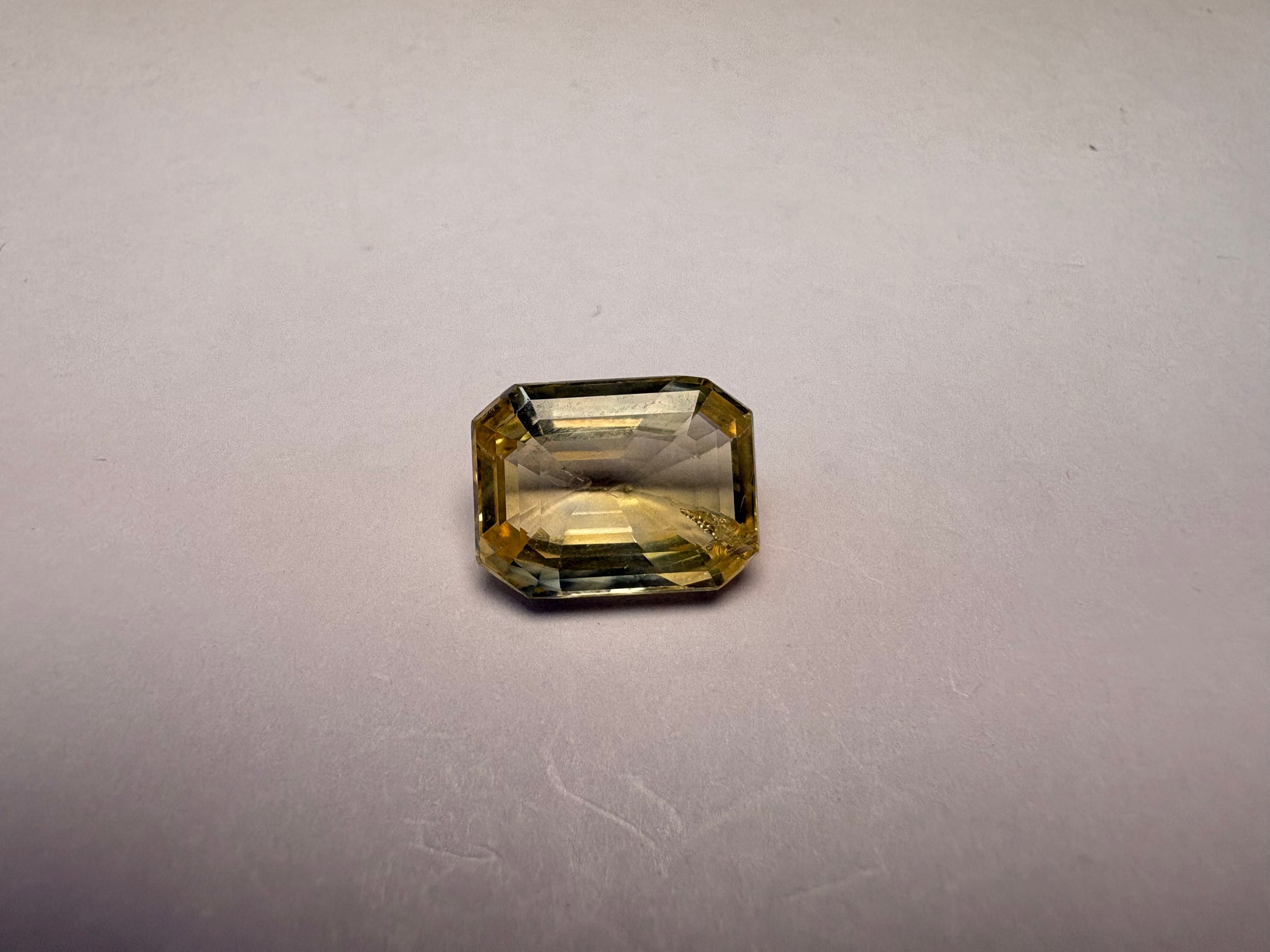 Yellow Sapphire 5.14 carat YSR-245 alternate face-up view