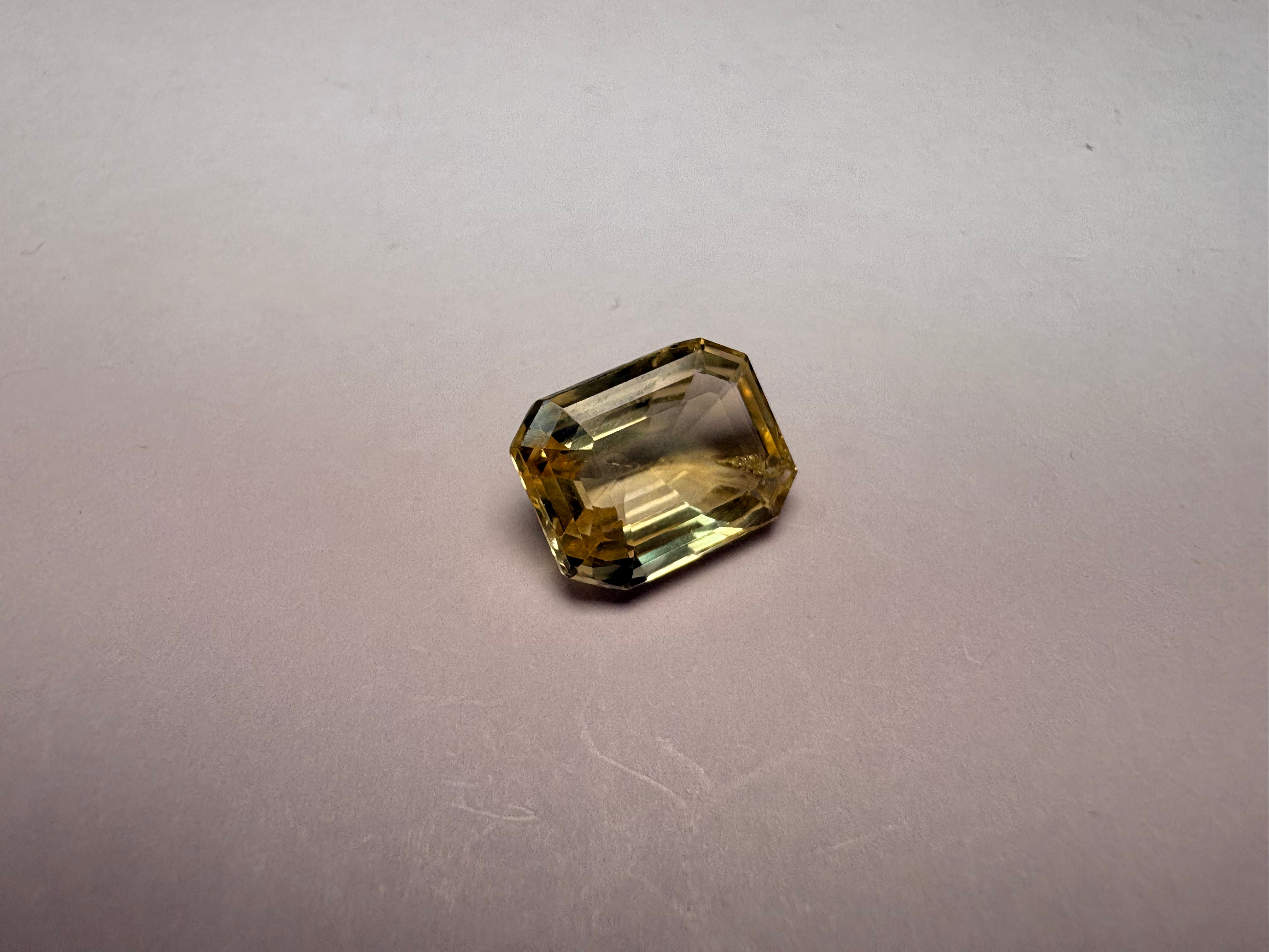 Yellow Sapphire 5.14 carat YSR-245 angled view