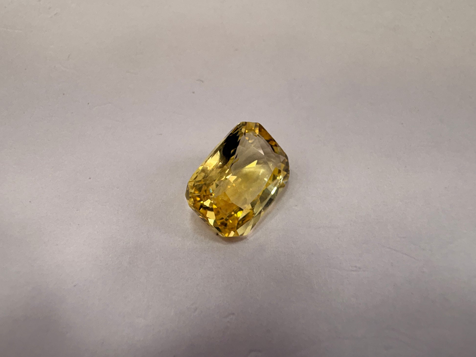 Yellow Sapphire 5.03 carat YSR-247 close view