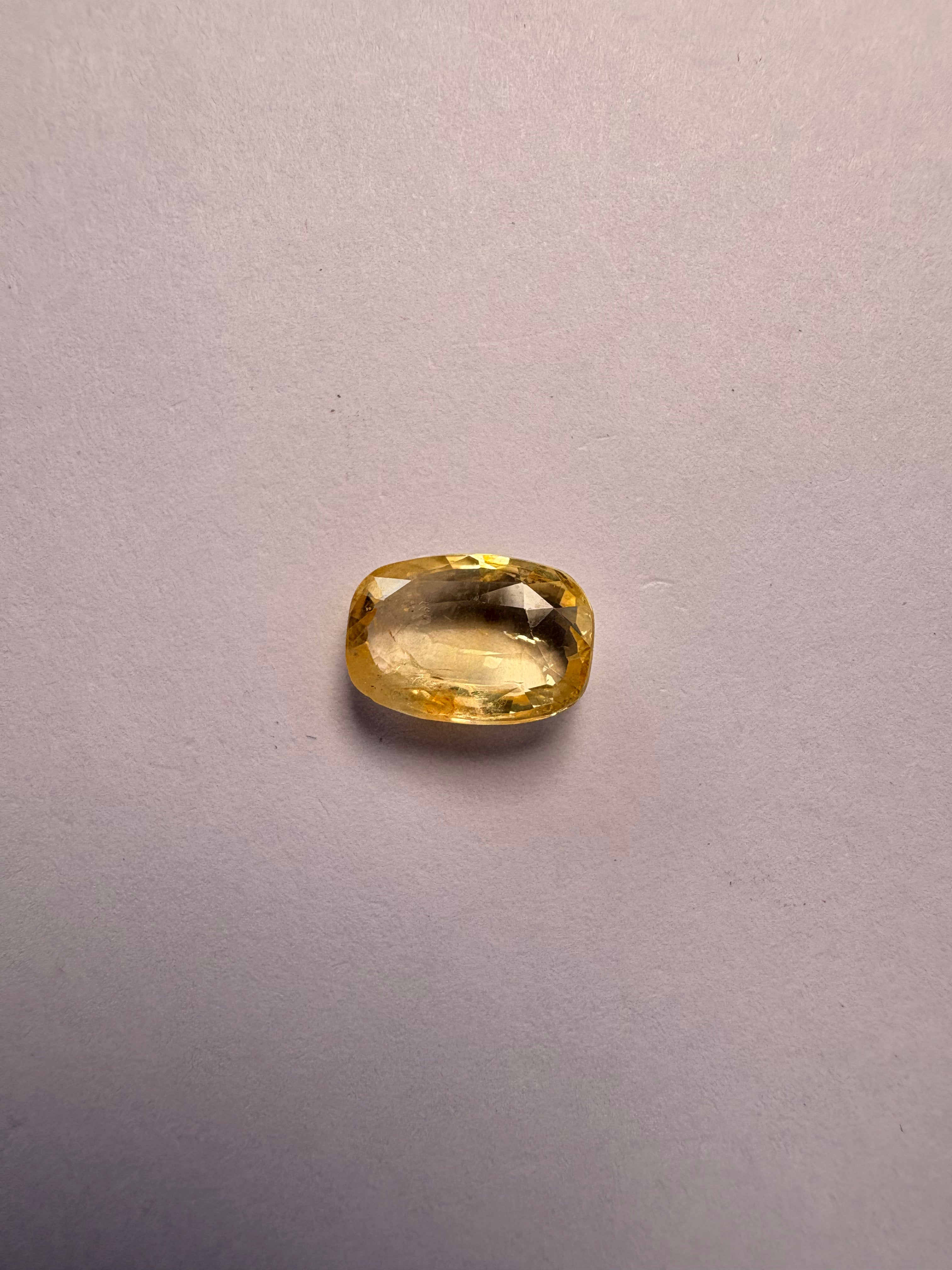 Yellow Sapphire 5.06 carat YSR-249 alternate face-up view