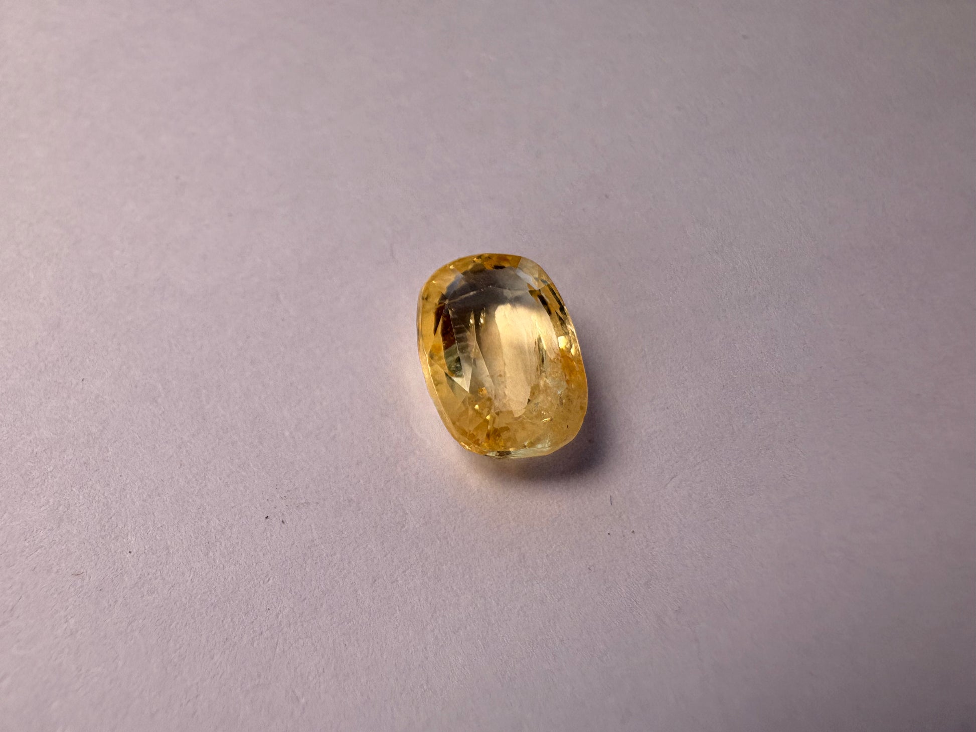 Yellow Sapphire 5.06 carat YSR-249 close view