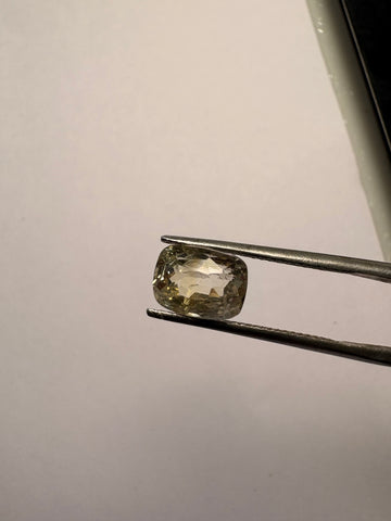 Yellow Sapphire 3.11 carat YSR-253 front view