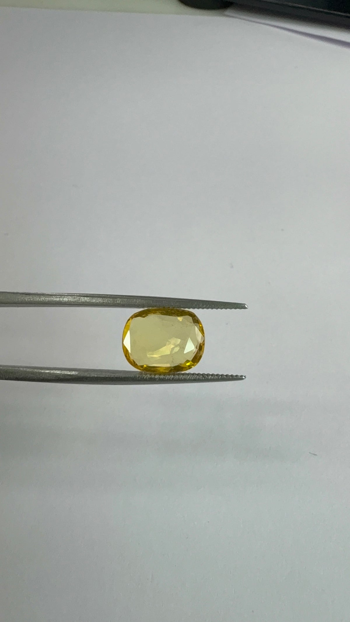 Yellow Sapphire 4.10 carat YSR-254 front view