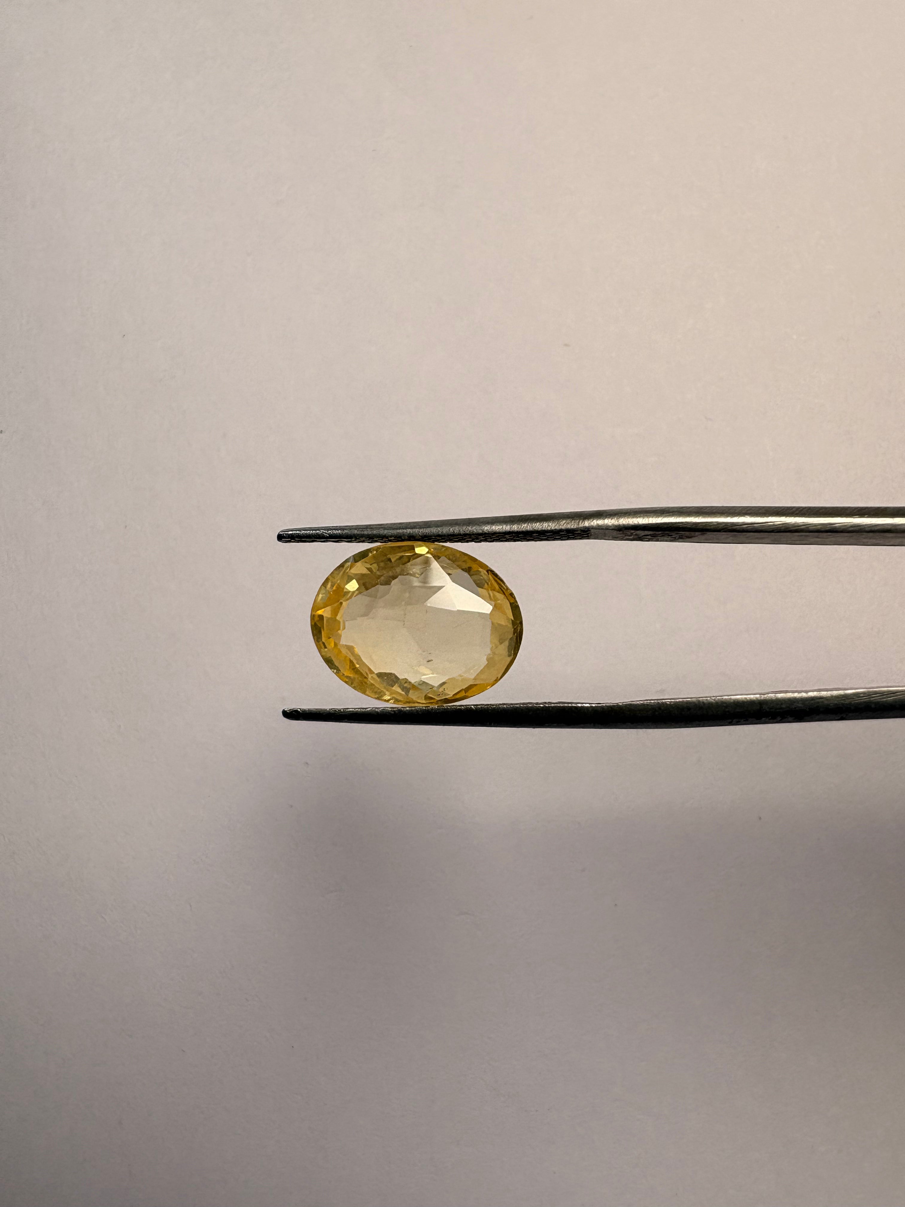 Yellow Sapphire 6.00 carat YSR-257 front view