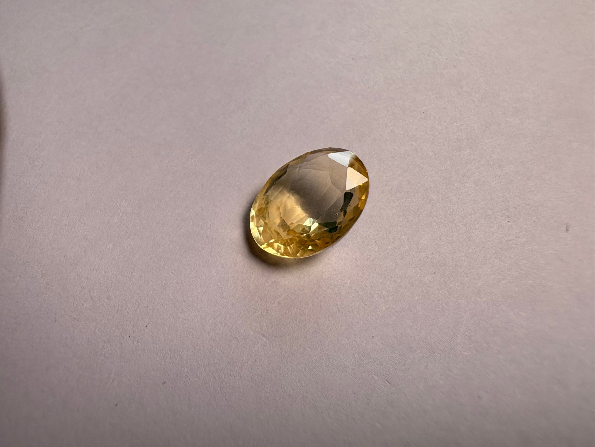 Yellow Sapphire 6.00 carat YSR-257 close view