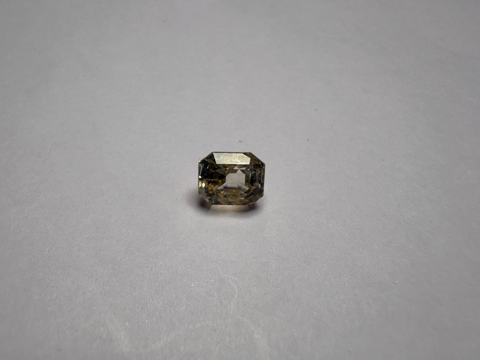 Yellow Sapphire 3.55 carat YSR-263 angled view