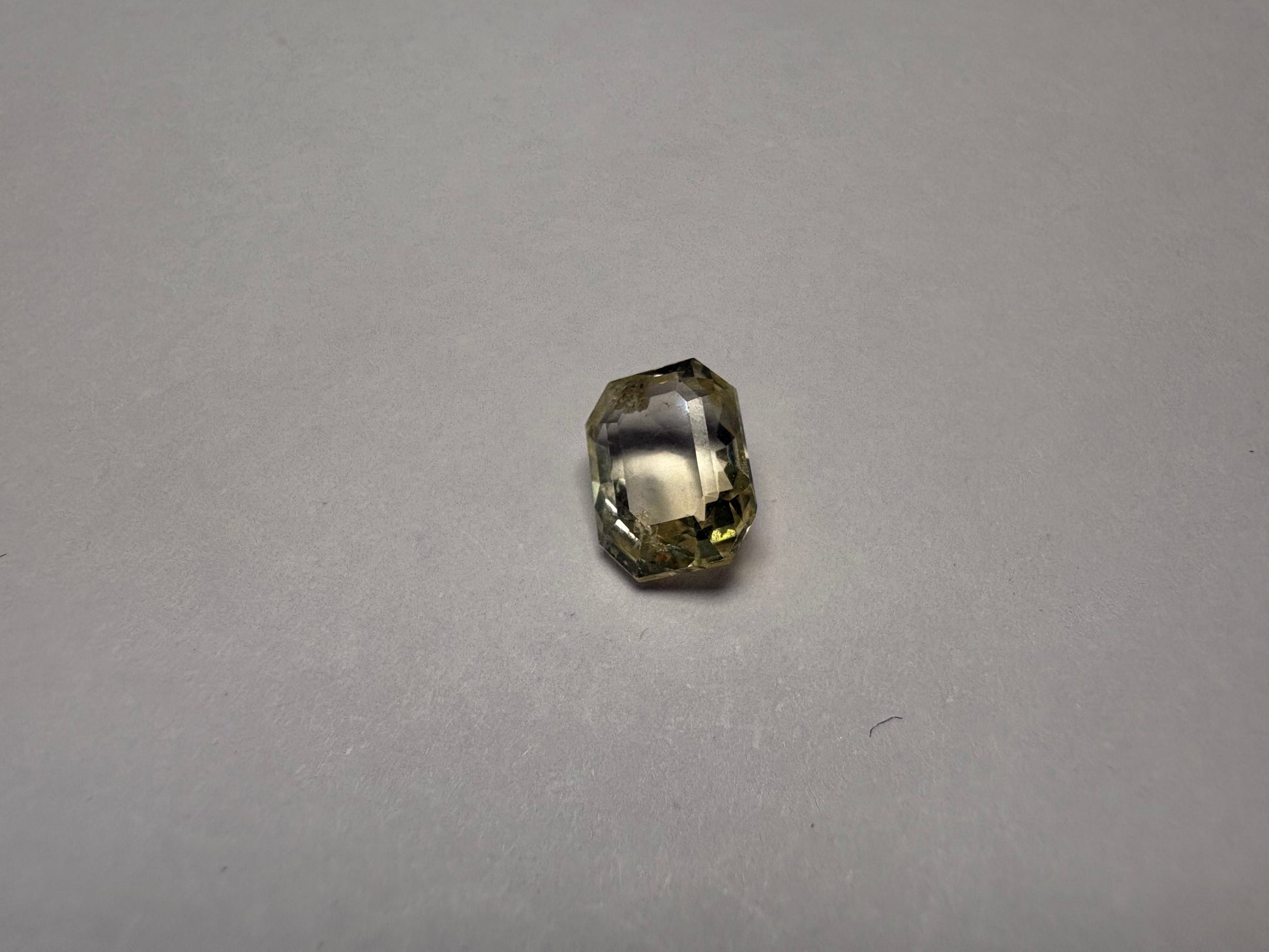 Yellow Sapphire 3.07 carat YSR-264 angled view