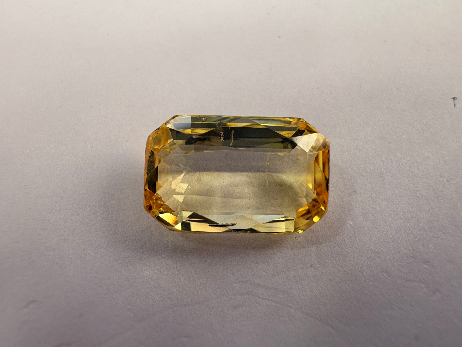 Yellow Sapphire 6.00 carat YSR-265 alternate face-up view