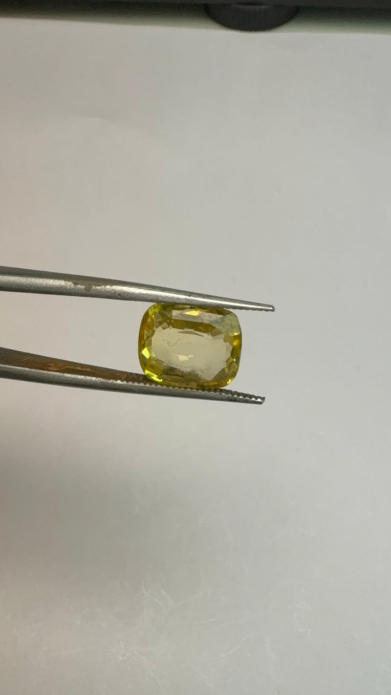 Yellow Sapphire – 5.00 Carat – Sri Lanka