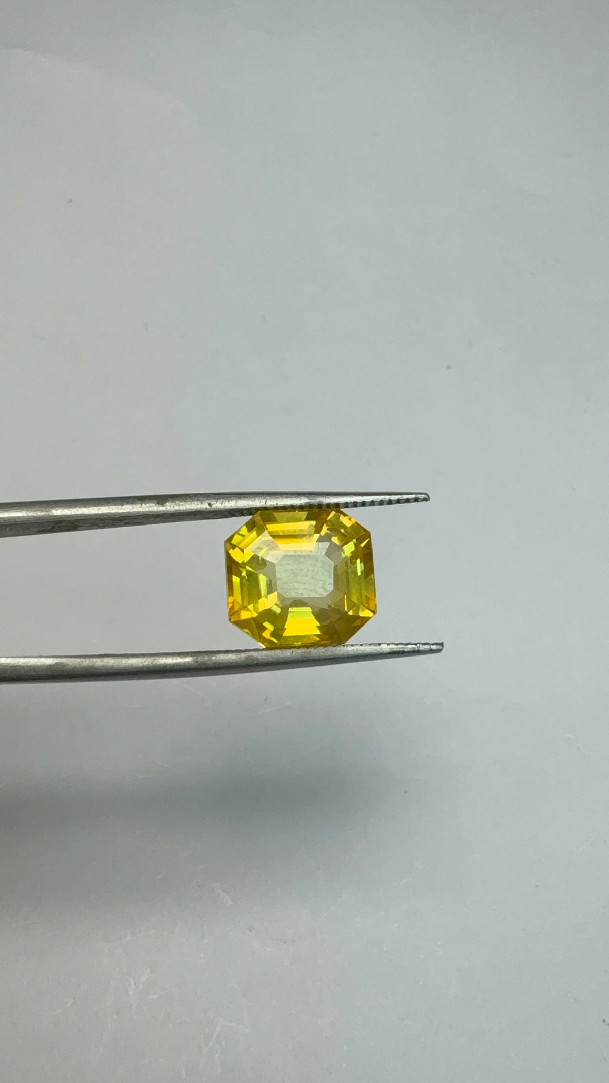 Yellow Sapphire 6.62 carat YSR-270 front view