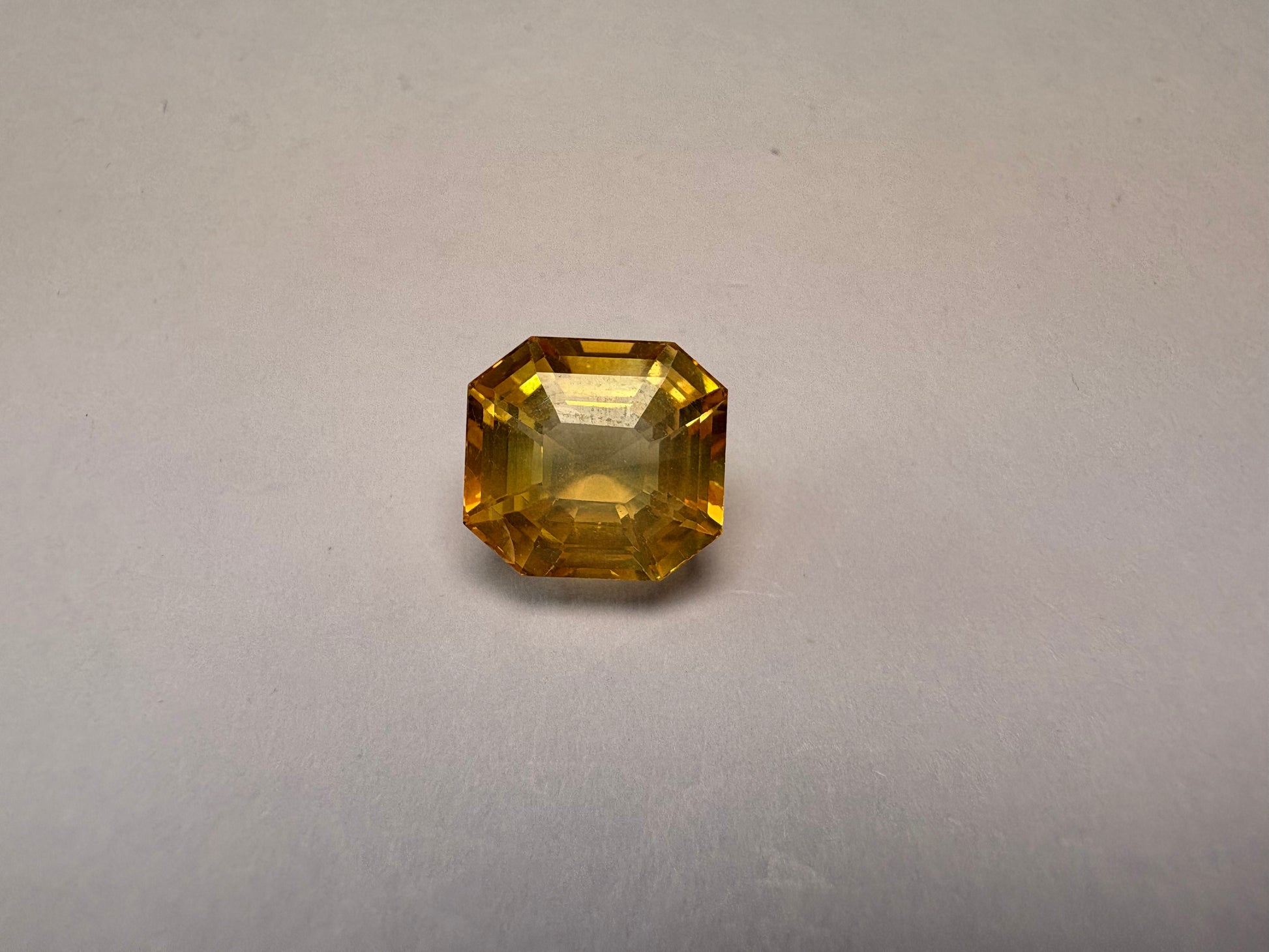 Yellow Sapphire 6.62 carat YSR-270 alternate face-up view