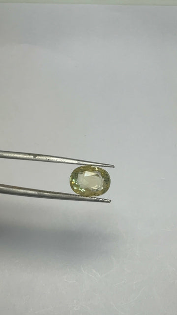 Yellow Sapphire 4.04 carat YSR-272 front view