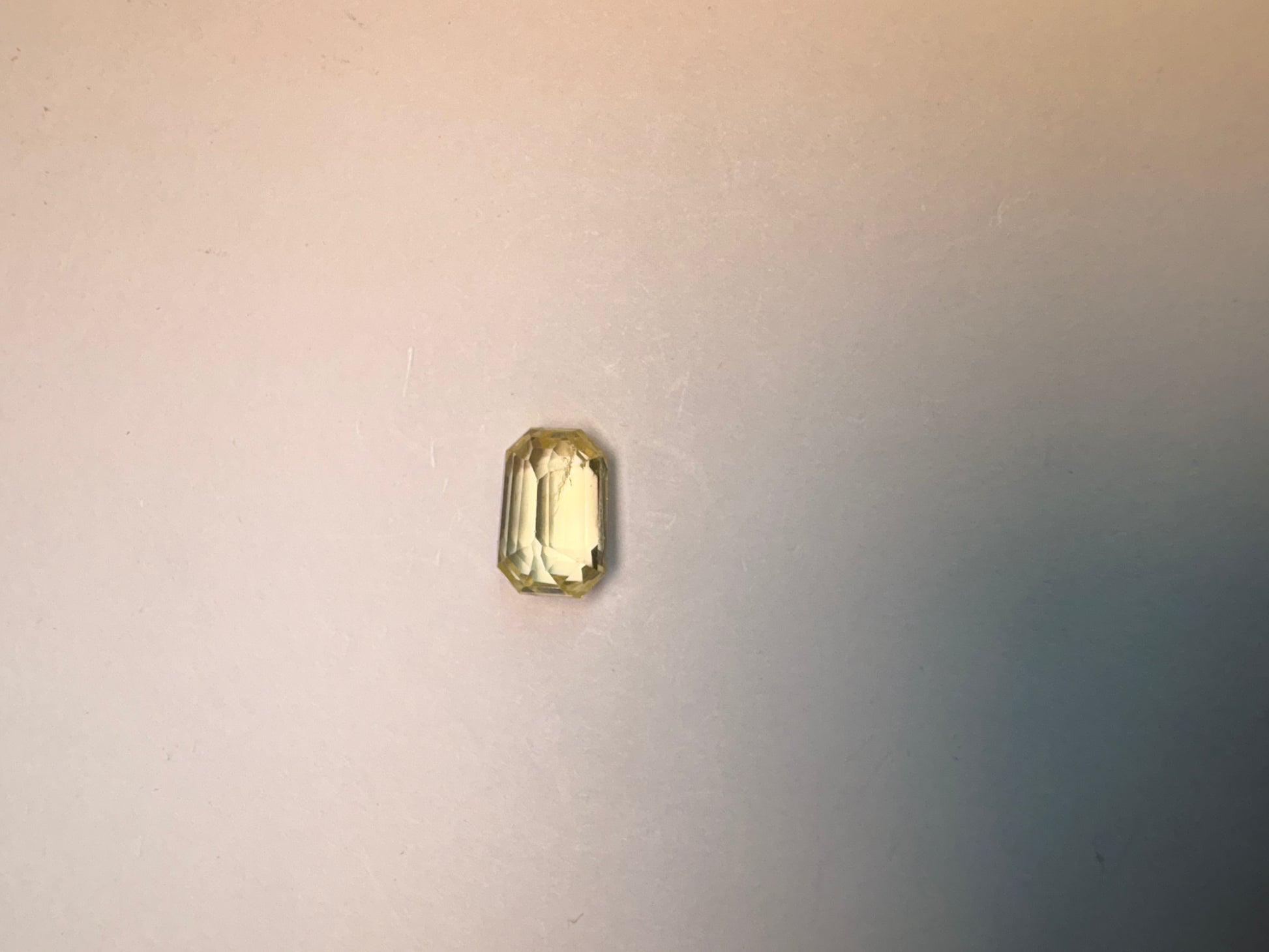 Yellow Sapphire 4.19 carat YSR-280 reverse view