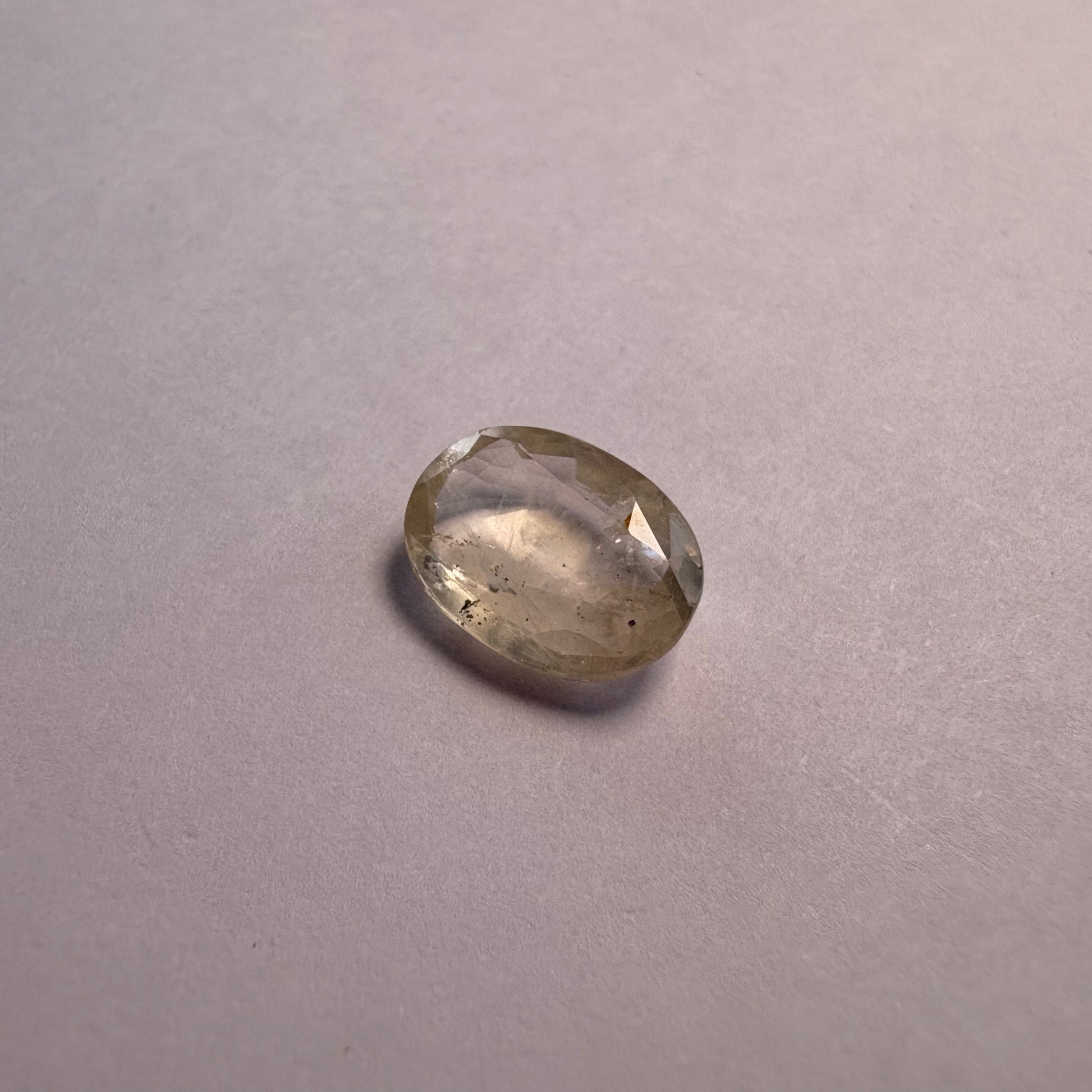 Yellow Sapphire 5.33 carat YSR-292 face-up view
