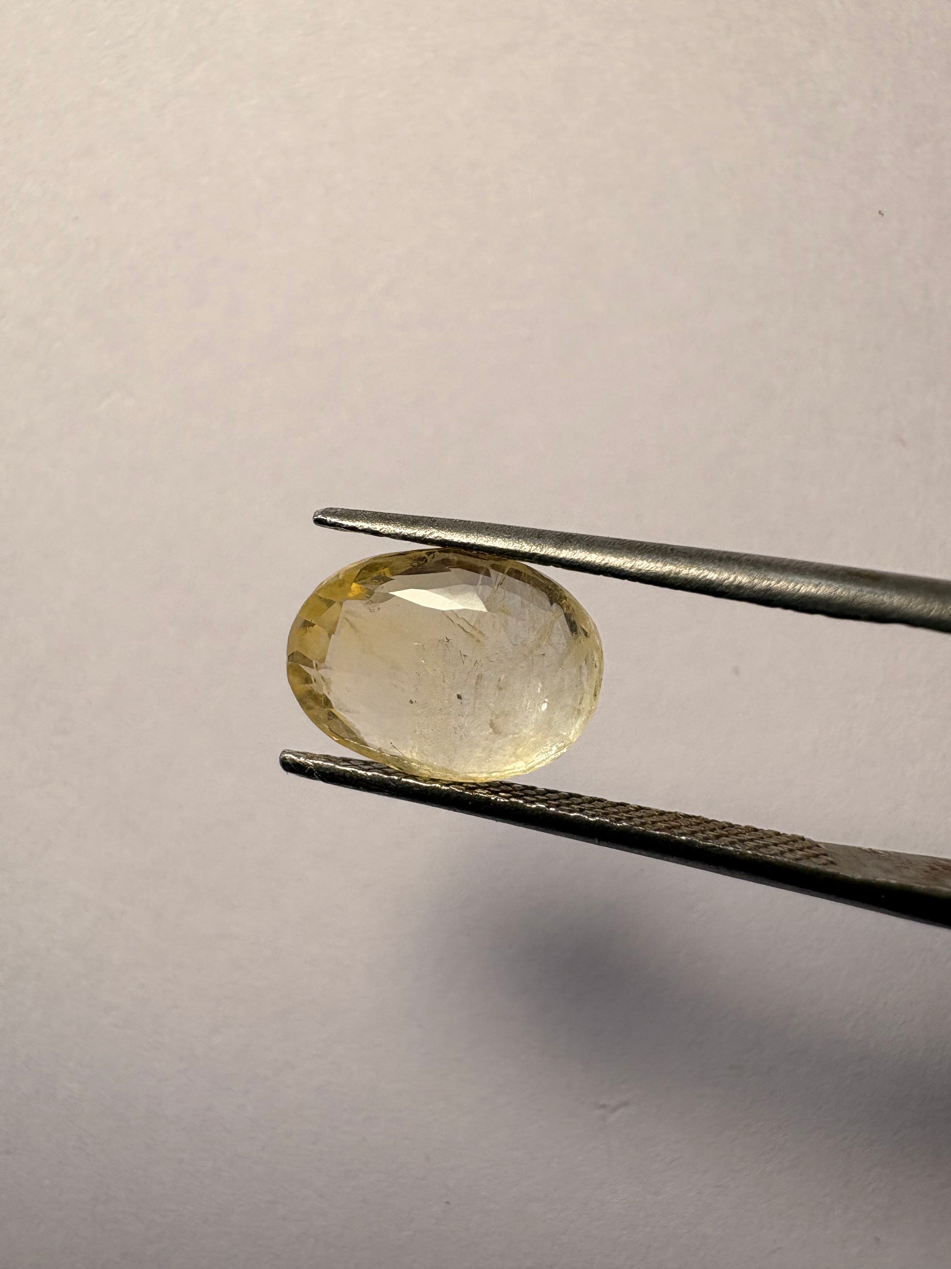 Yellow Sapphire 4.04 carat YSR-300 angled view
