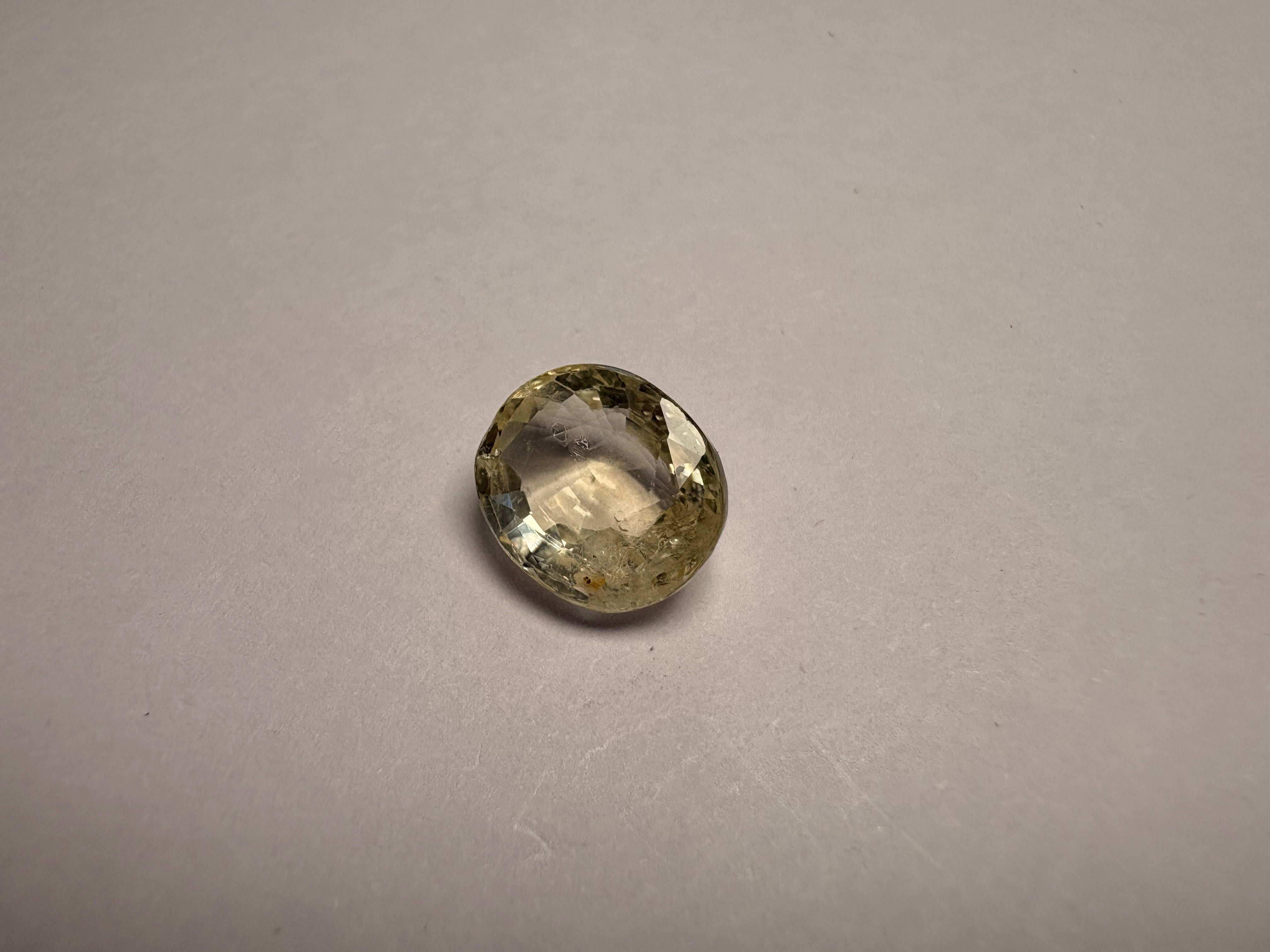 Yellow Sapphire 5.21 carat YSR-46 angled view