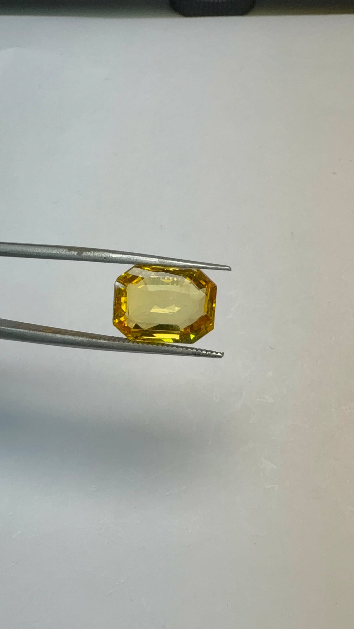 Yellow Sapphire 7.58 carat YSR-51 front view