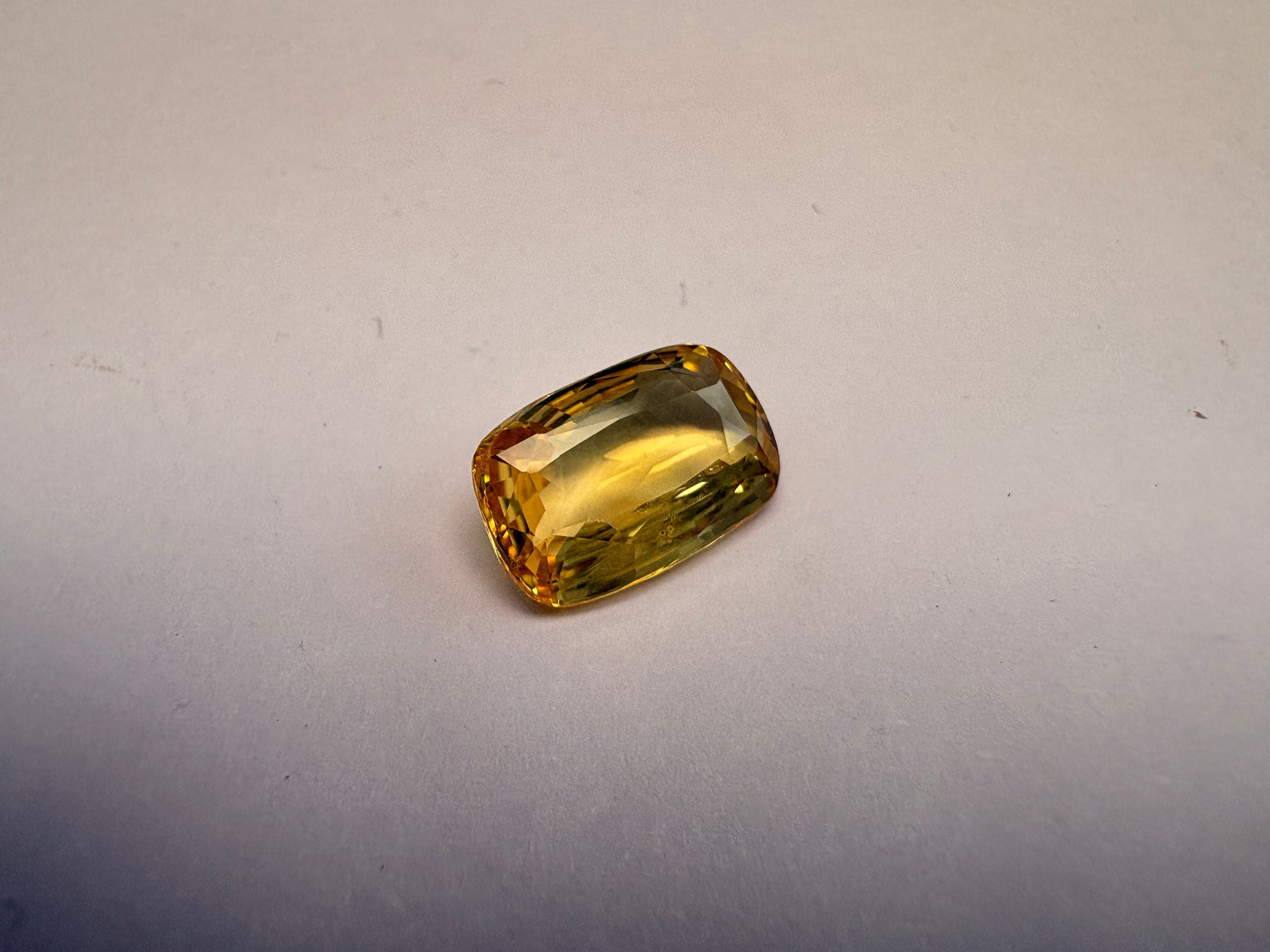 Yellow Sapphire 5.27 carat YSR-52 angled view