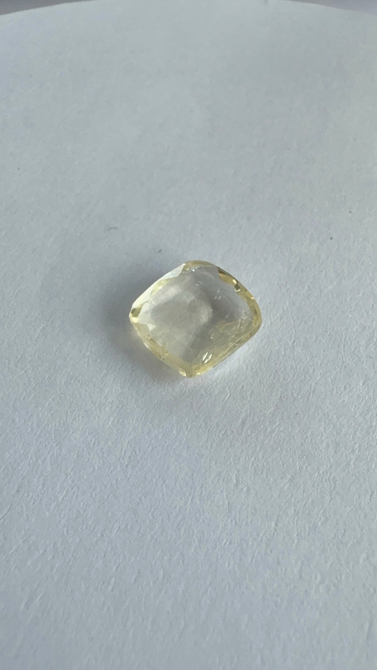 Yellow Sapphire 3.00 carat YSR-57 front view