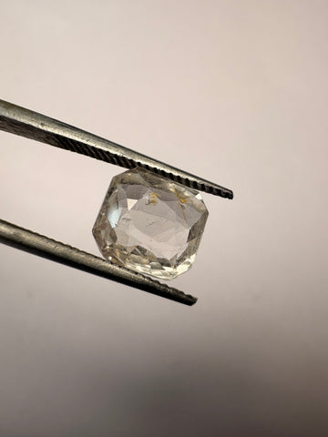 Yellow Sapphire 2.46 carat YSR-69 front view