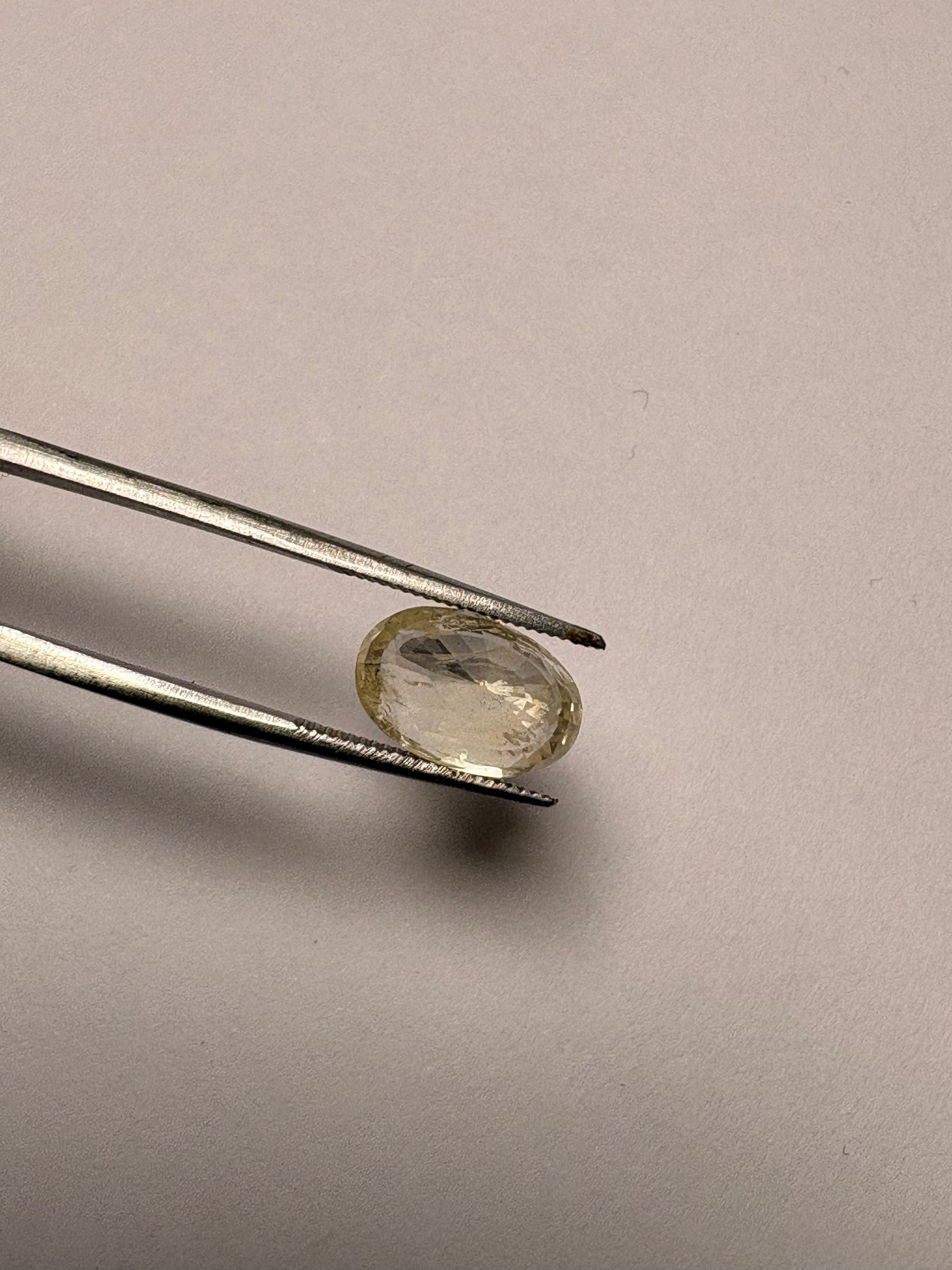Yellow Sapphire 5.48 carat YSR-75 angled view
