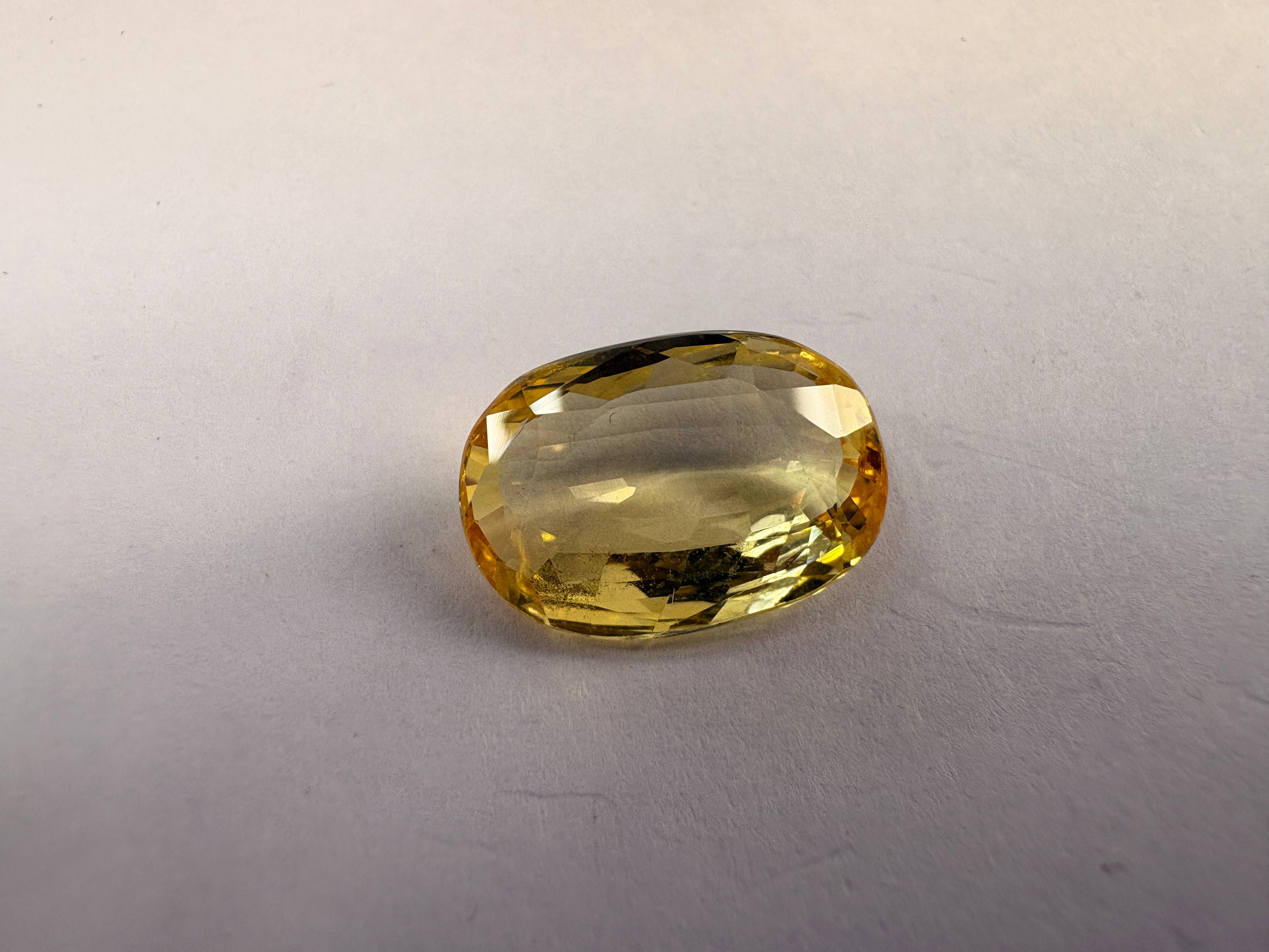 Yellow Sapphire 6.14 carat YSR-86 alternate face-up view