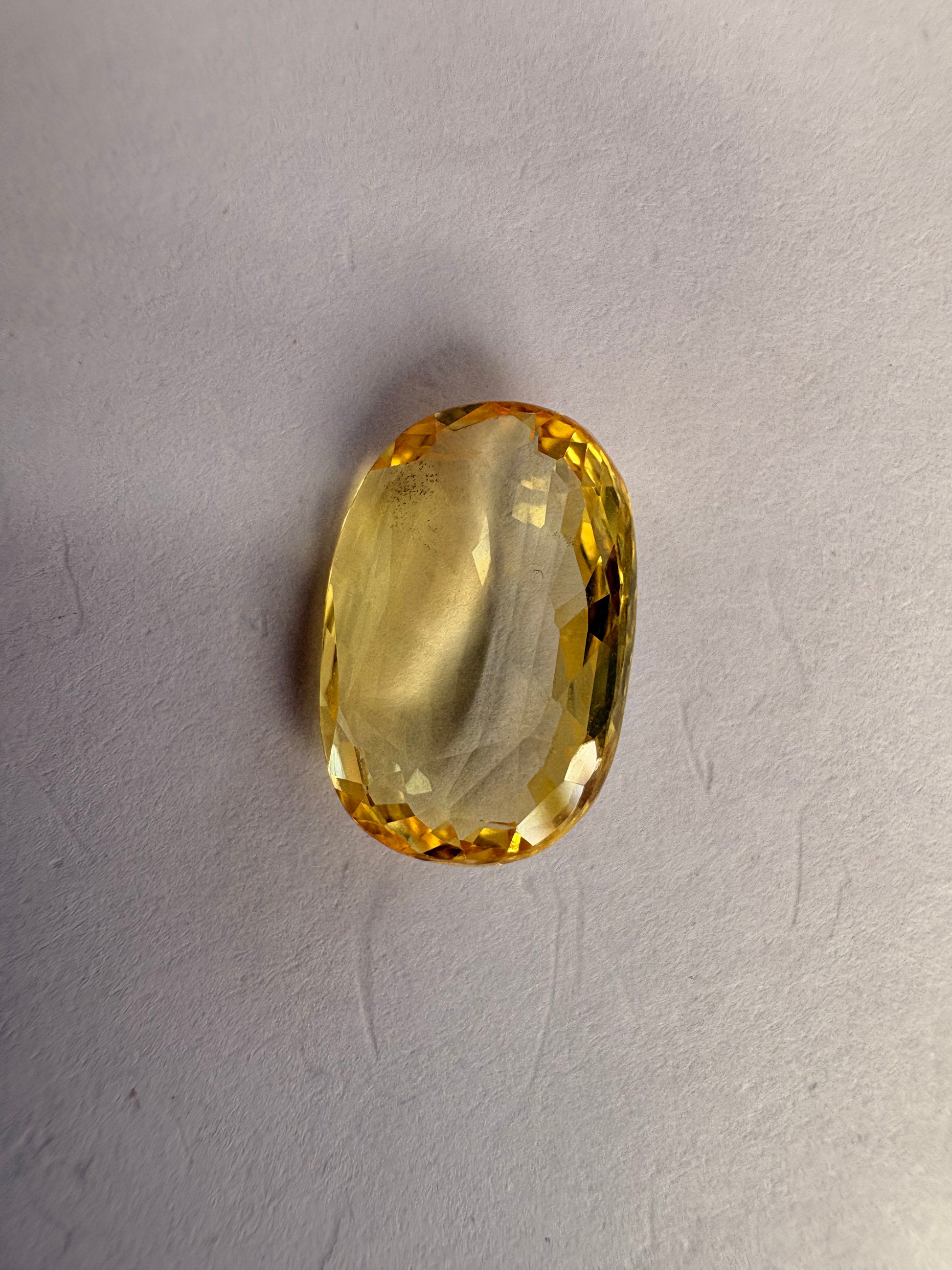 Yellow Sapphire 6.14 carat YSR-86 reverse view